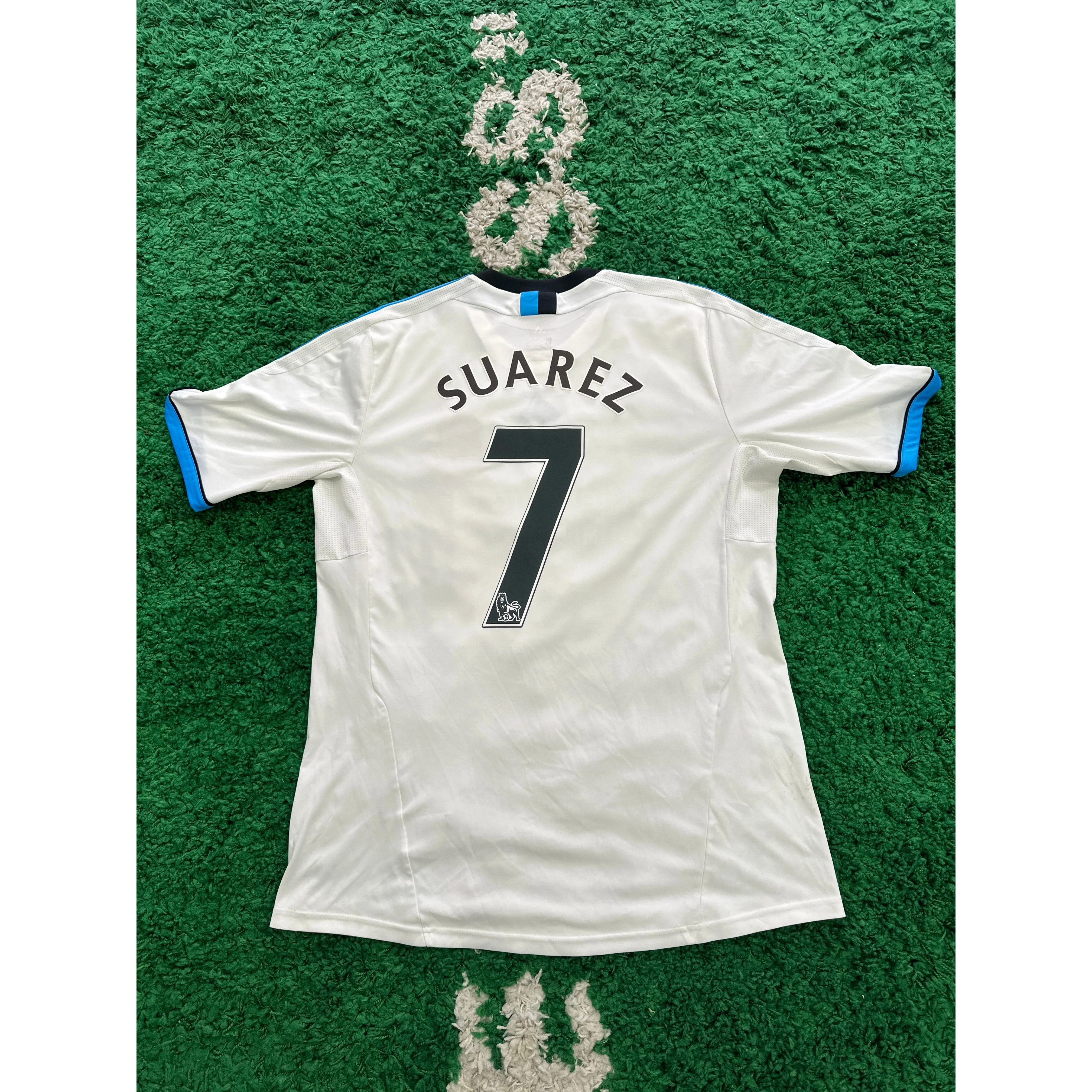 2011-12 Liverpool Third Shirt Suarez #7 XL - Image 2