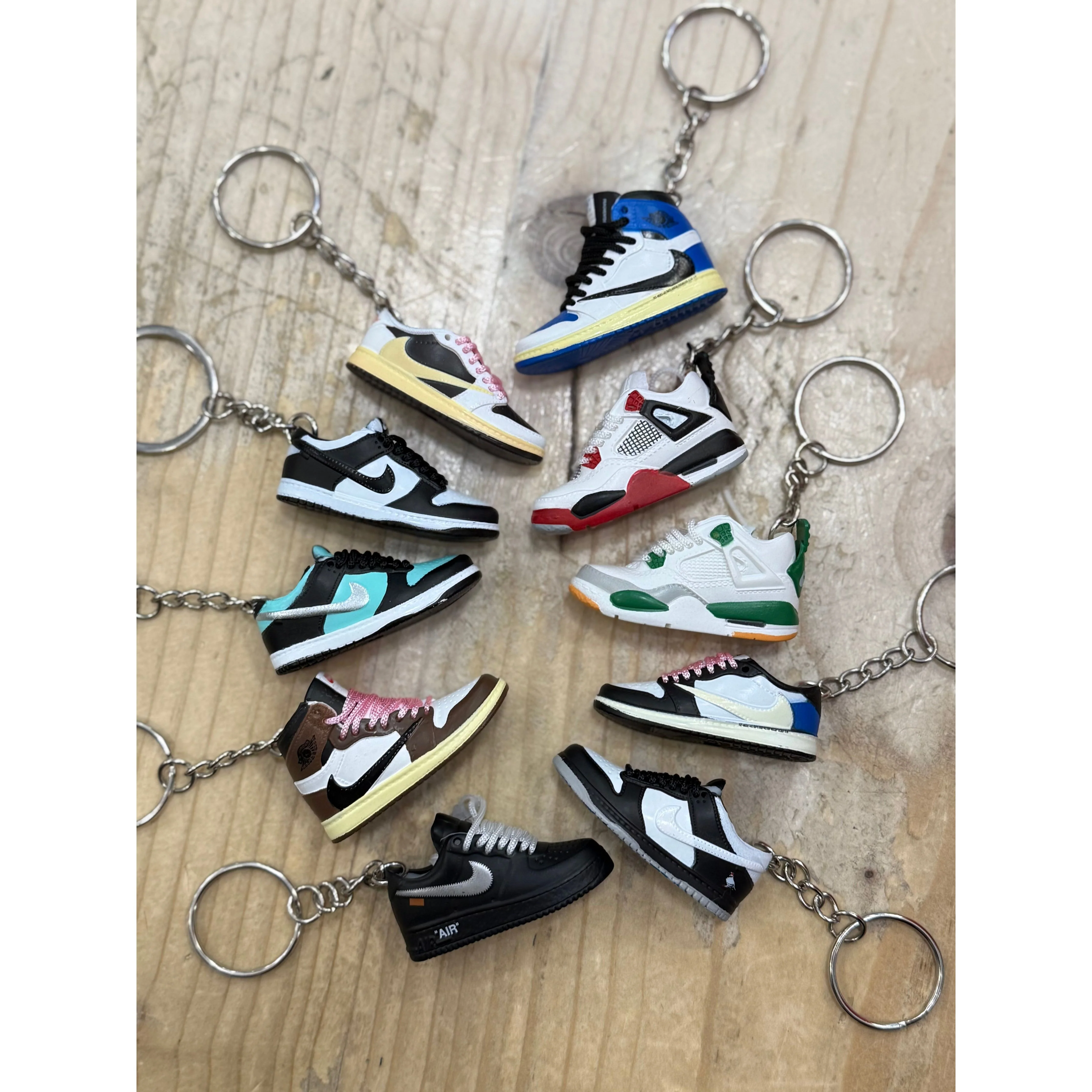 MYSTERY 3D KEYRING
