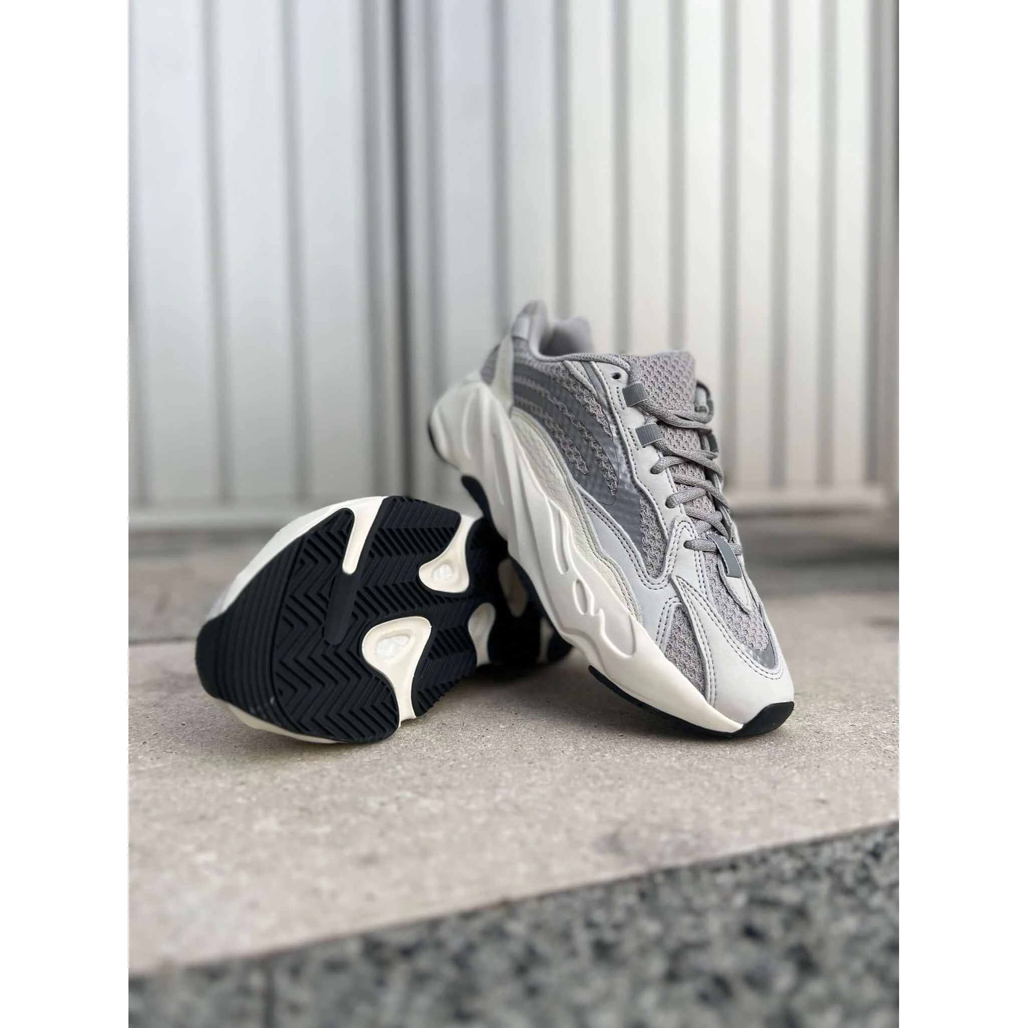Adidas Yeezy Boost 700 V2 Static - Image 3