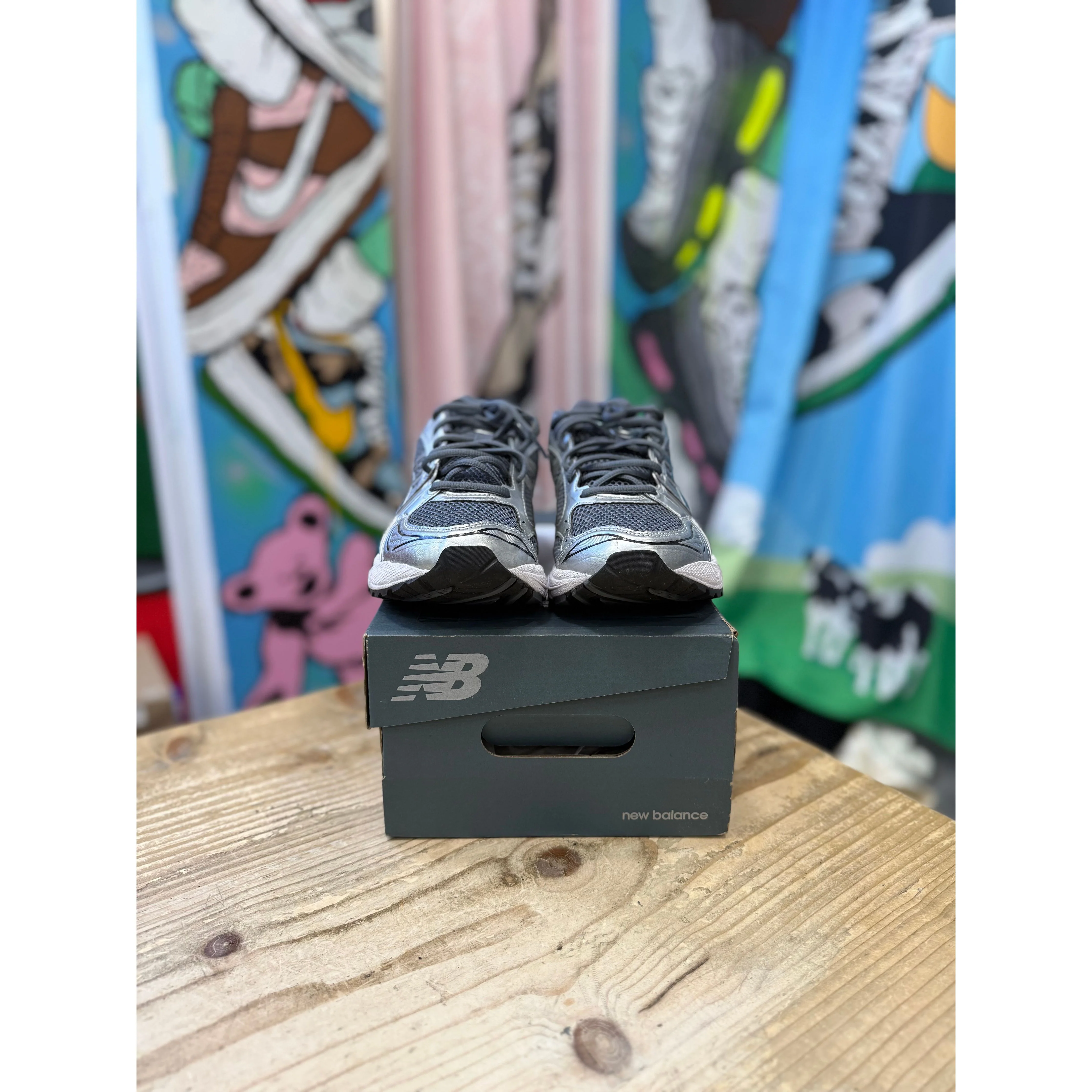 Asics Gel Kayano 14 Jasper Green UK 7 - Image 2