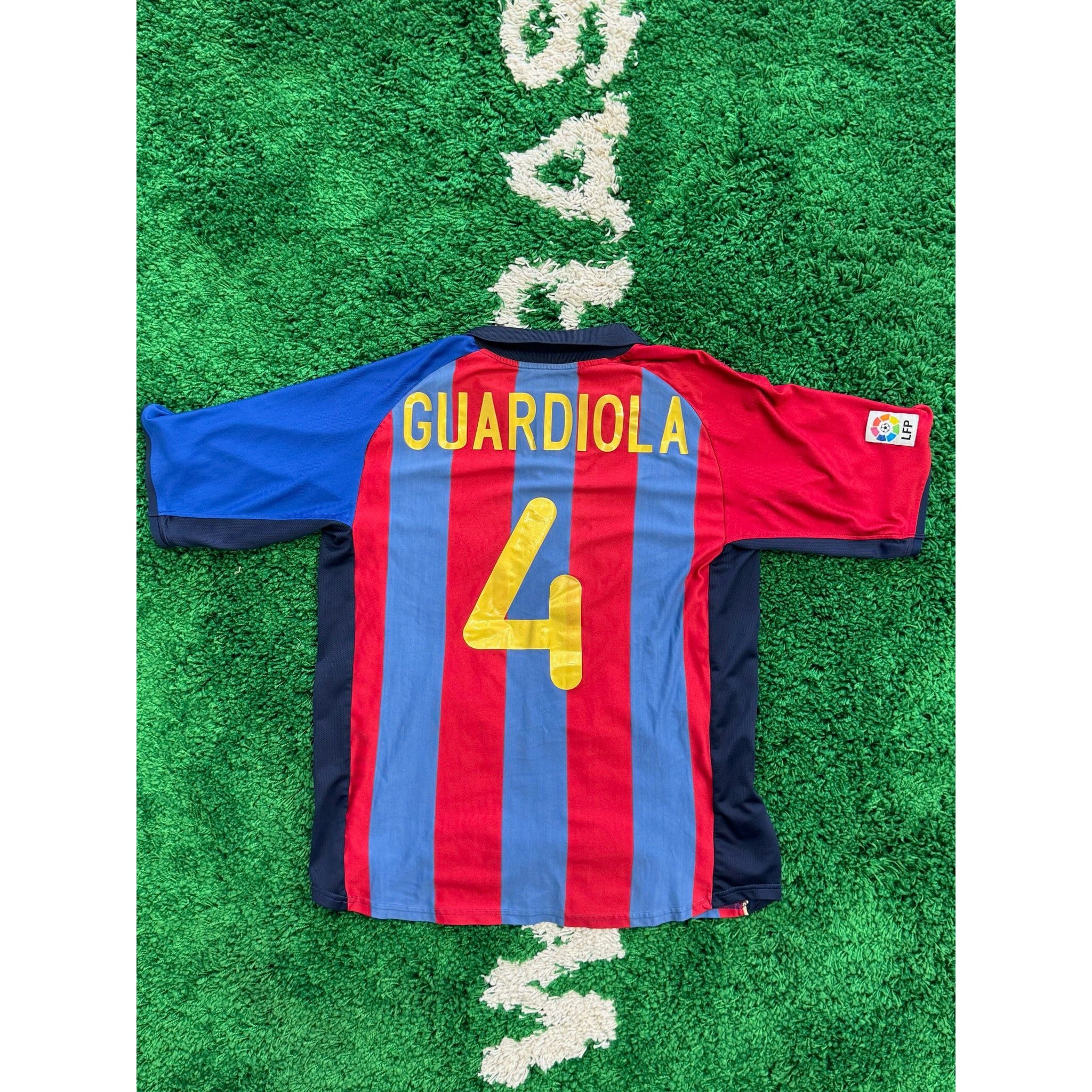 Barcelona Home Shirt 2001-2002 Guardiola #4 XL - Image 2