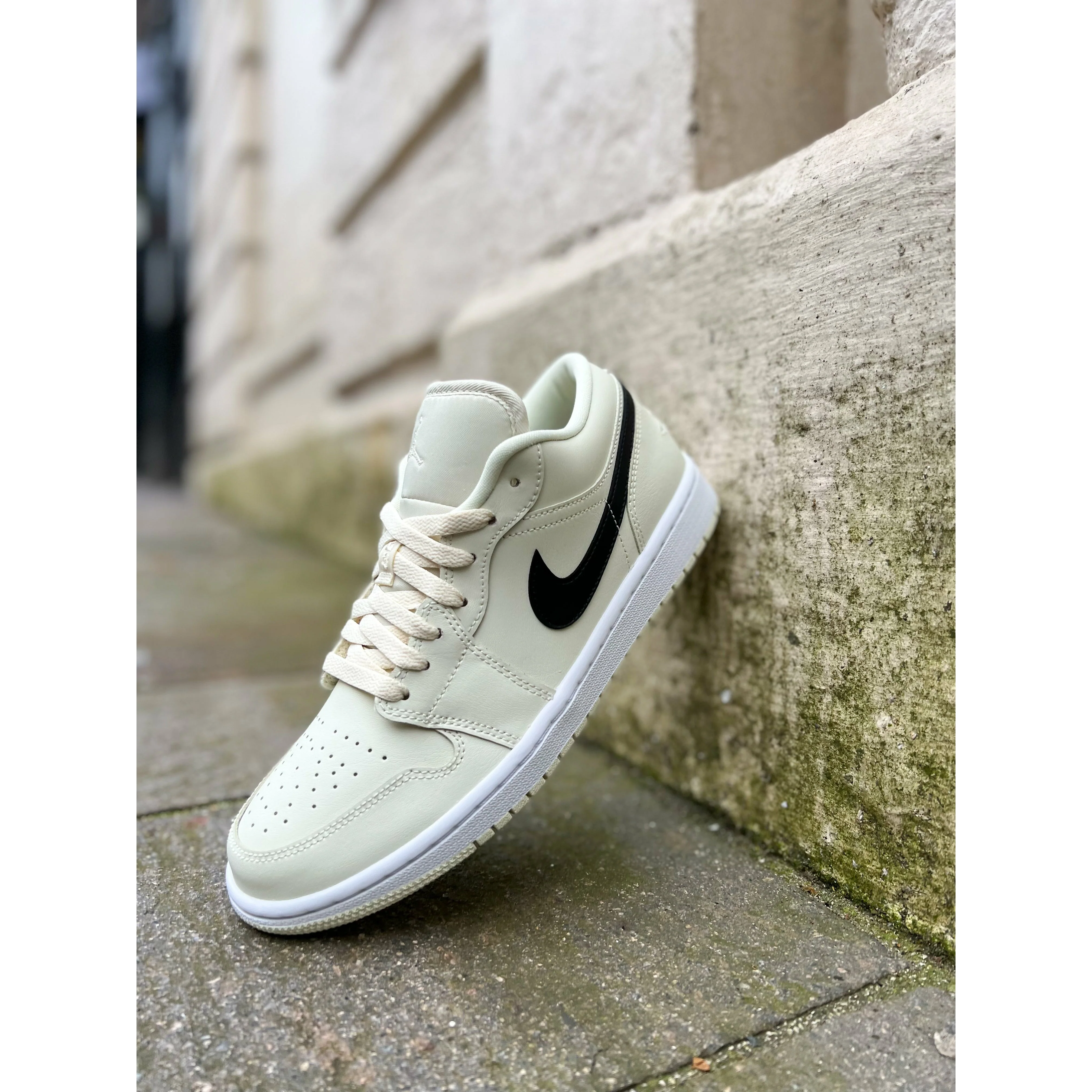 Jordan 1 Low Coconut Milk (W) - Image 5
