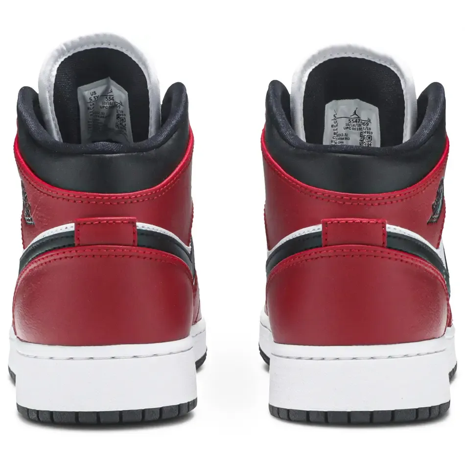 Jordan 1 Mid Chicago Black Toe (GS) - Image 4