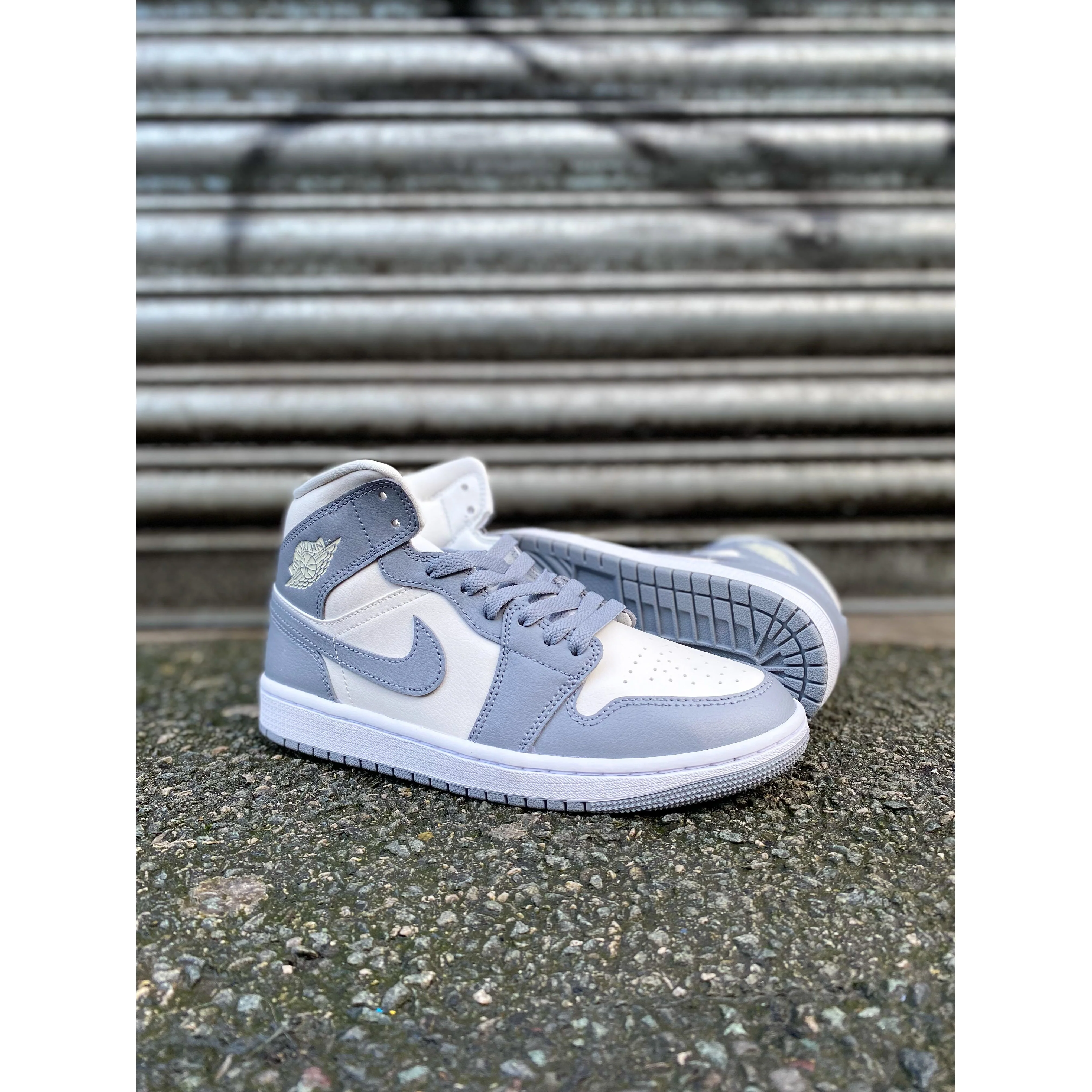 Jordan 1 Mid Stealth (W) - Image 4