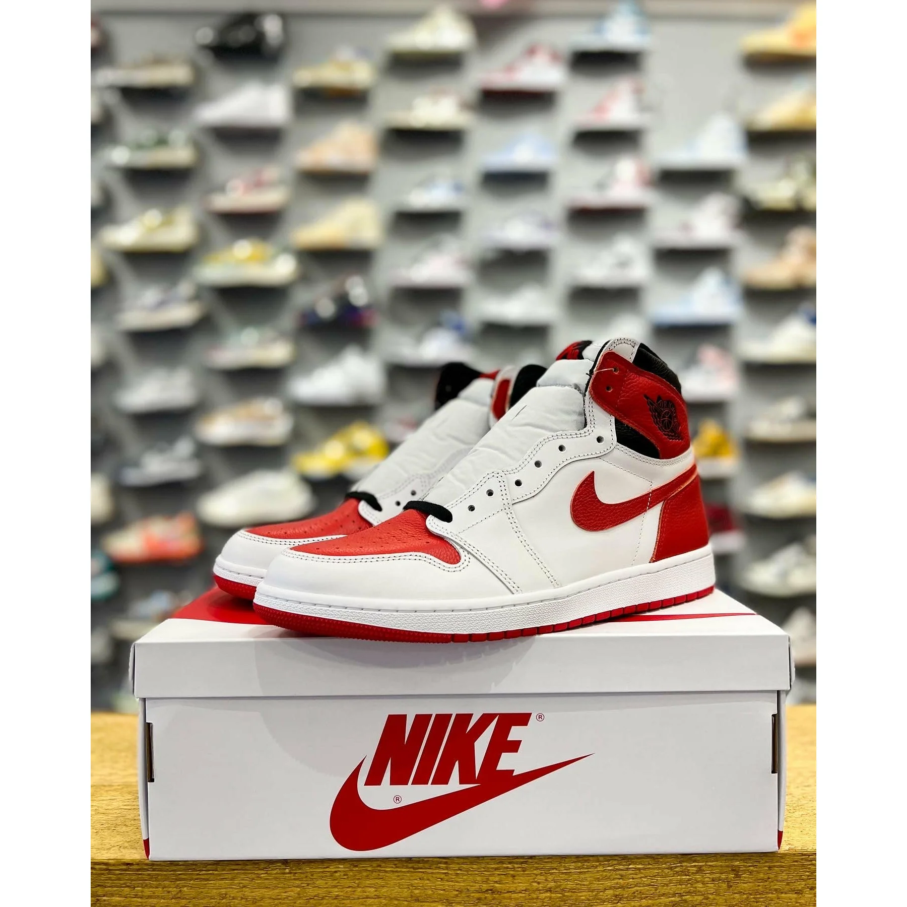 Jordan 1 Retro High OG Heritage - Image 5