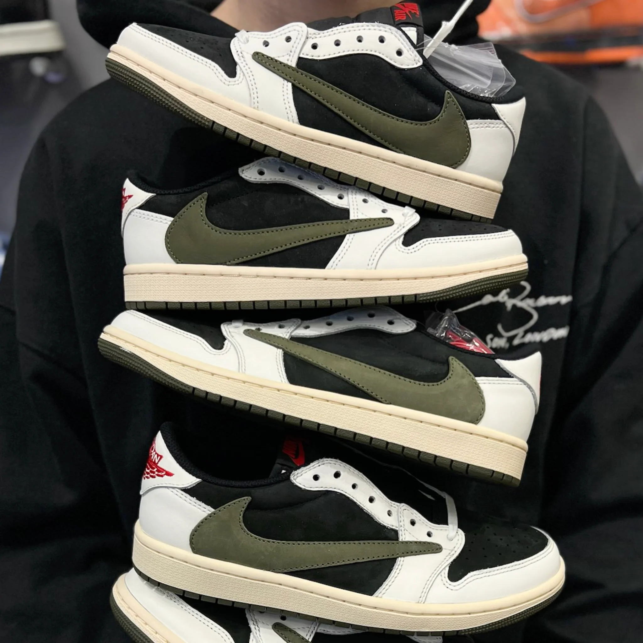 Jordan 1 Retro Low OG SP Travis Scott Olive (W) - Image 6