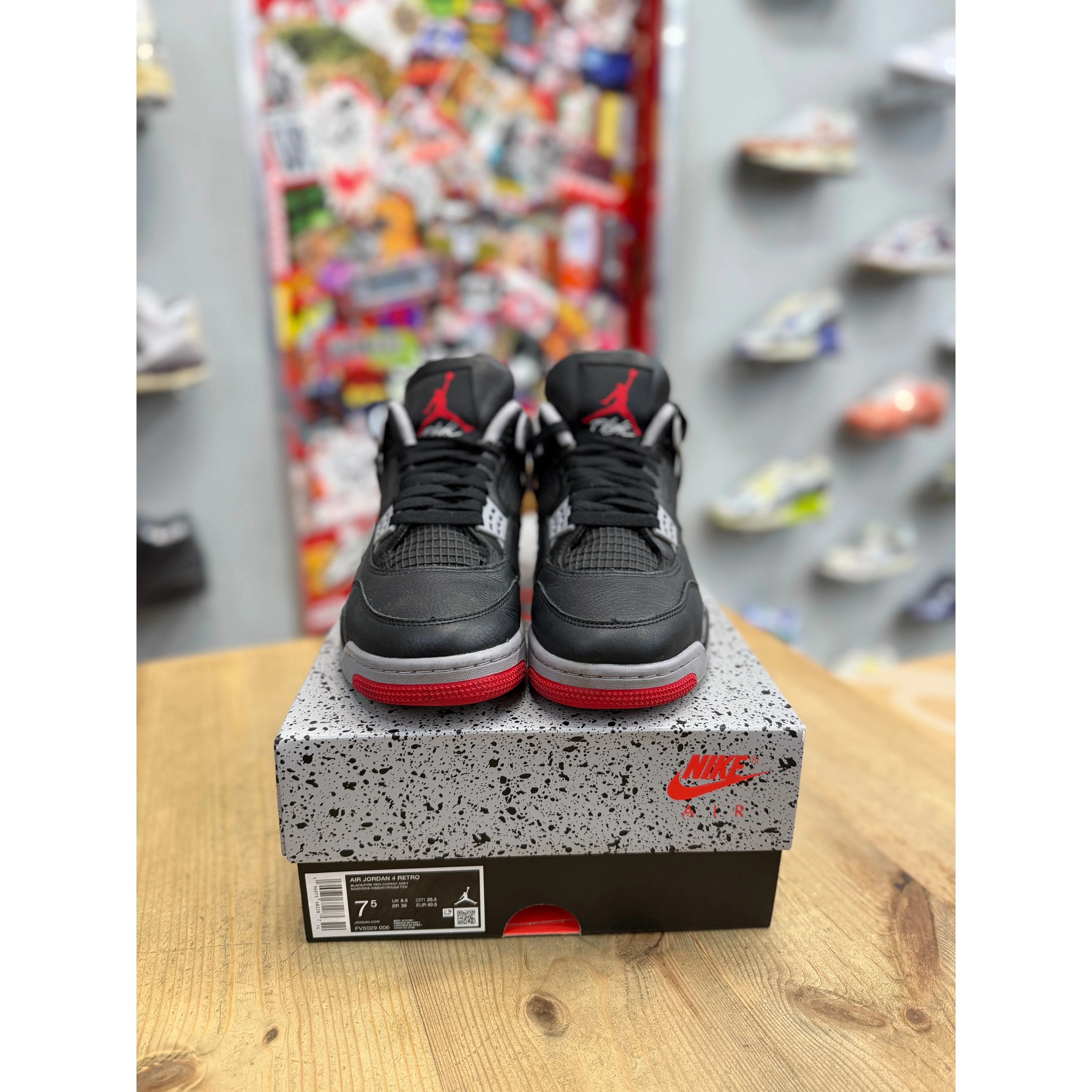 Jordan 4 Retro Bred Reimagined UK 6.5 - Image 2