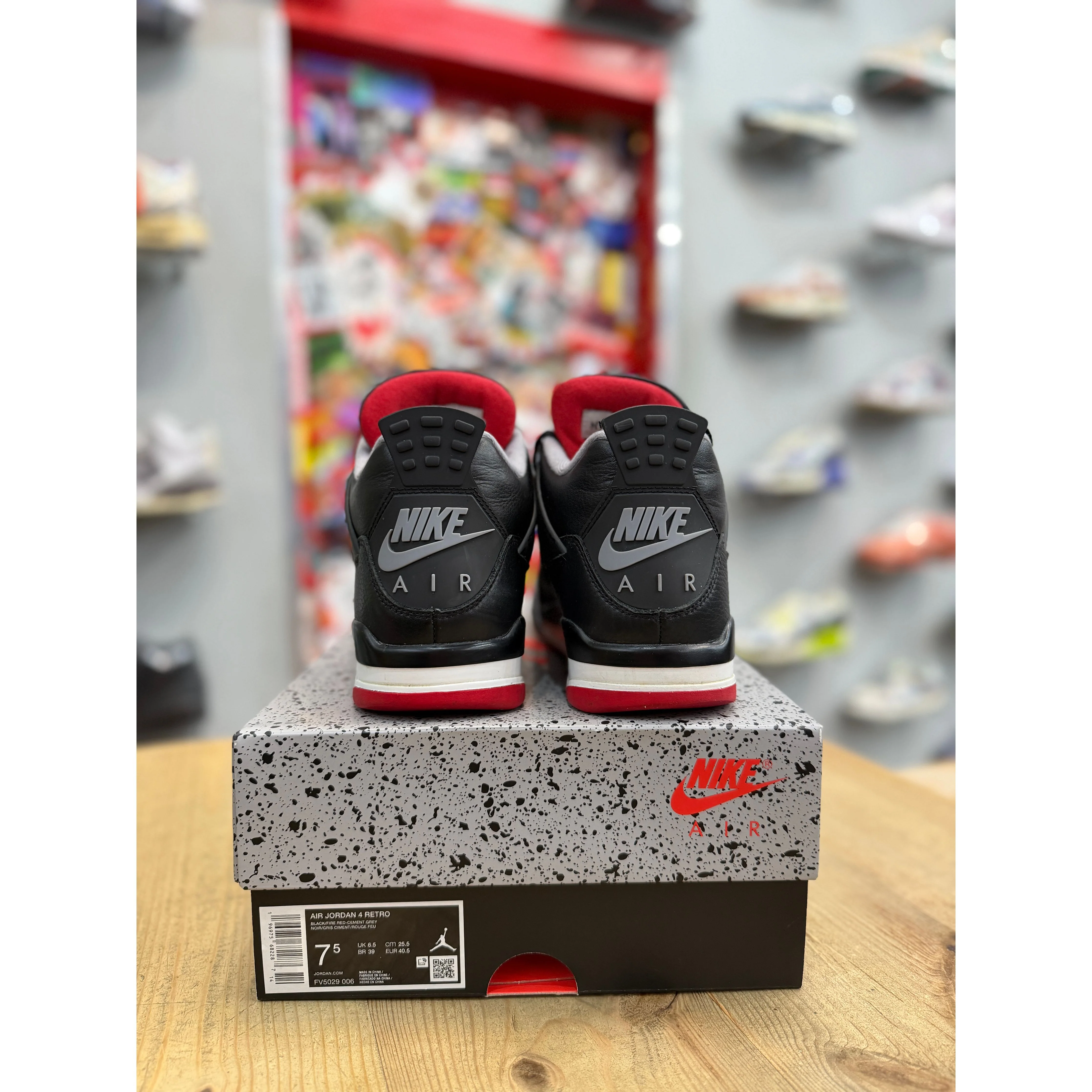 Jordan 4 Retro Bred Reimagined UK 6.5 - Image 3