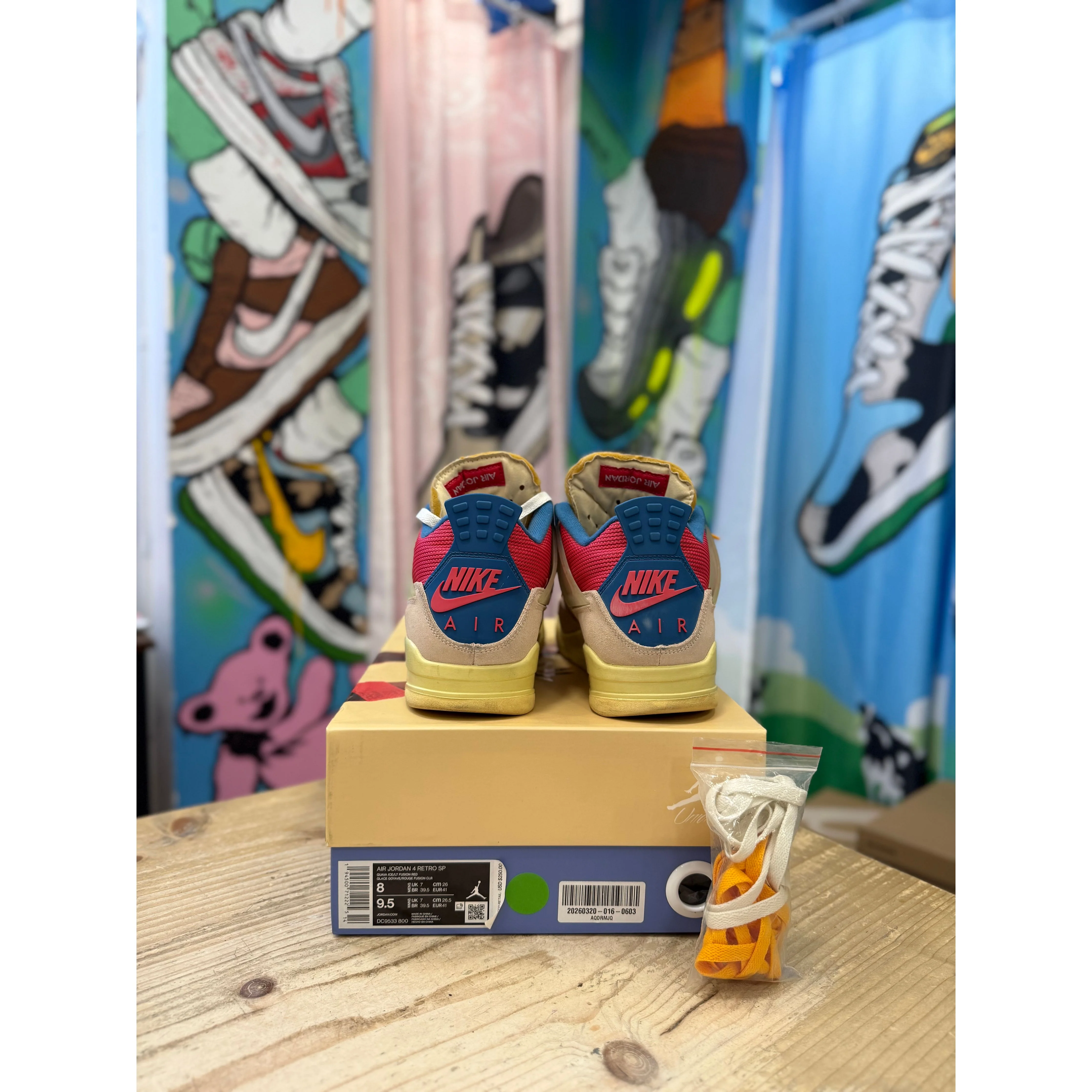 Jordan 4 Retro Union Guava Ice  UK 7 - Image 4