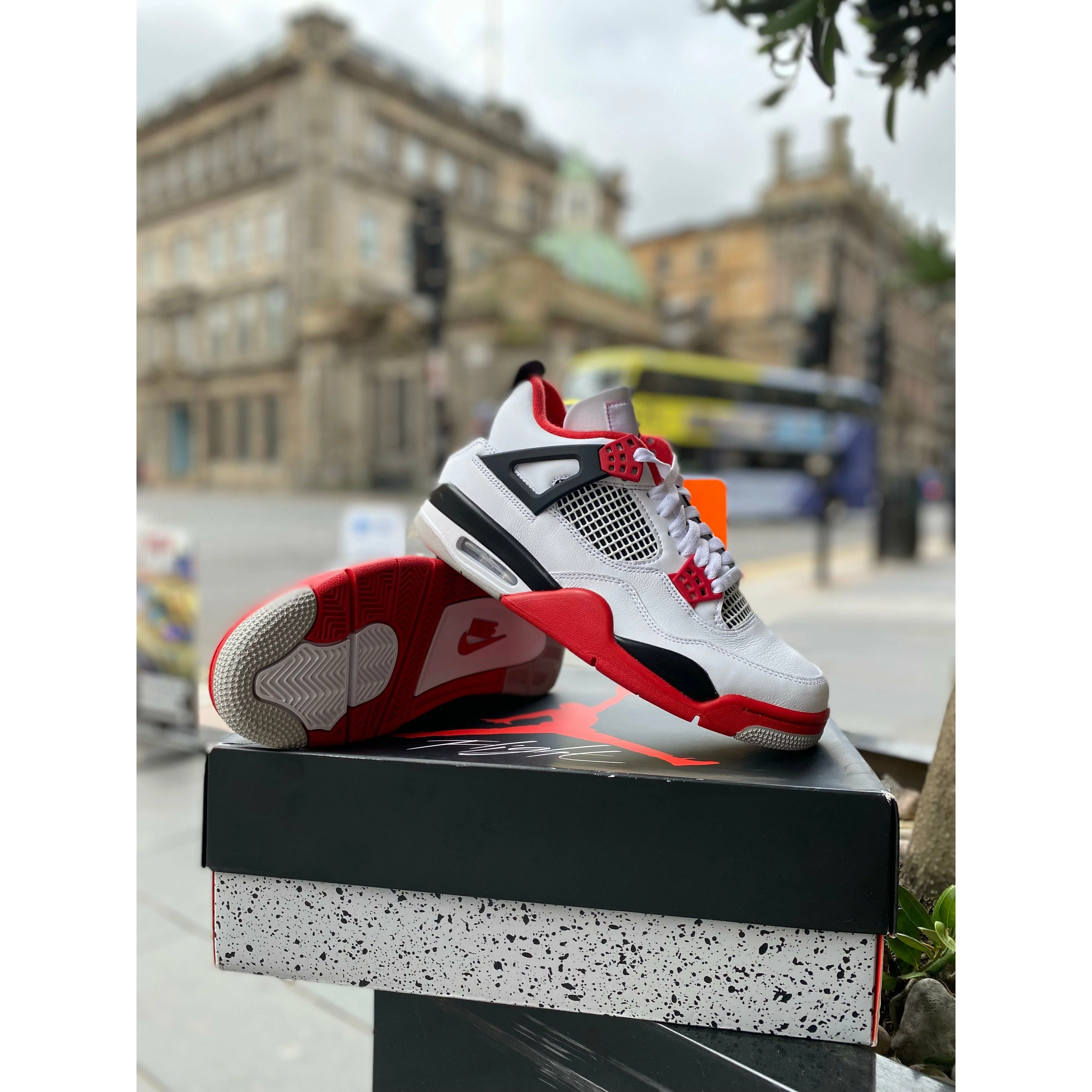 Jordan 4 Retro Fire Red (2020) - Image 2