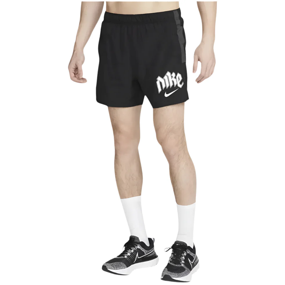 Nike Challenger Run Division 13cm Shorts Black - Image 3