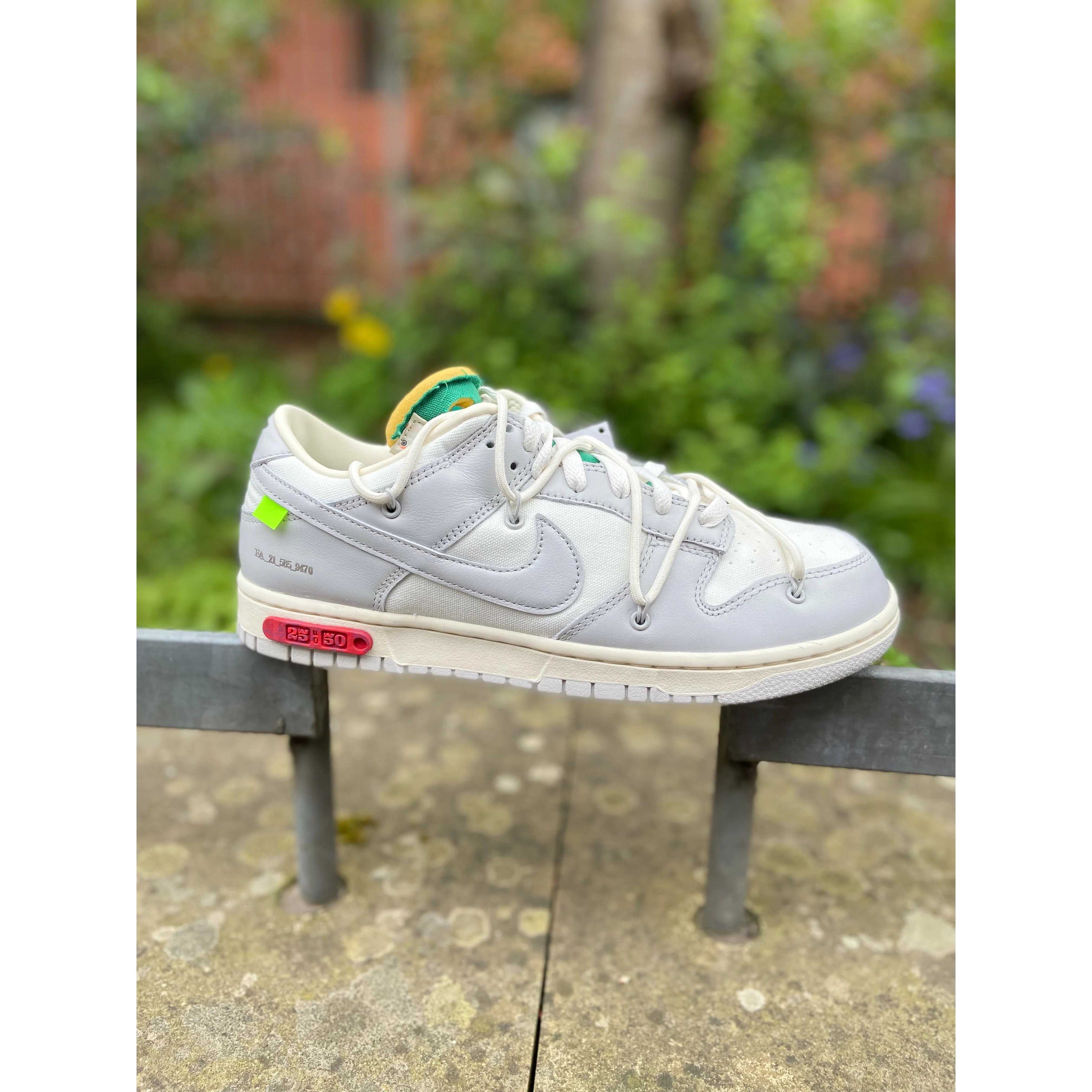 Nike Dunk Low Off-White Lot 25 - Image 4