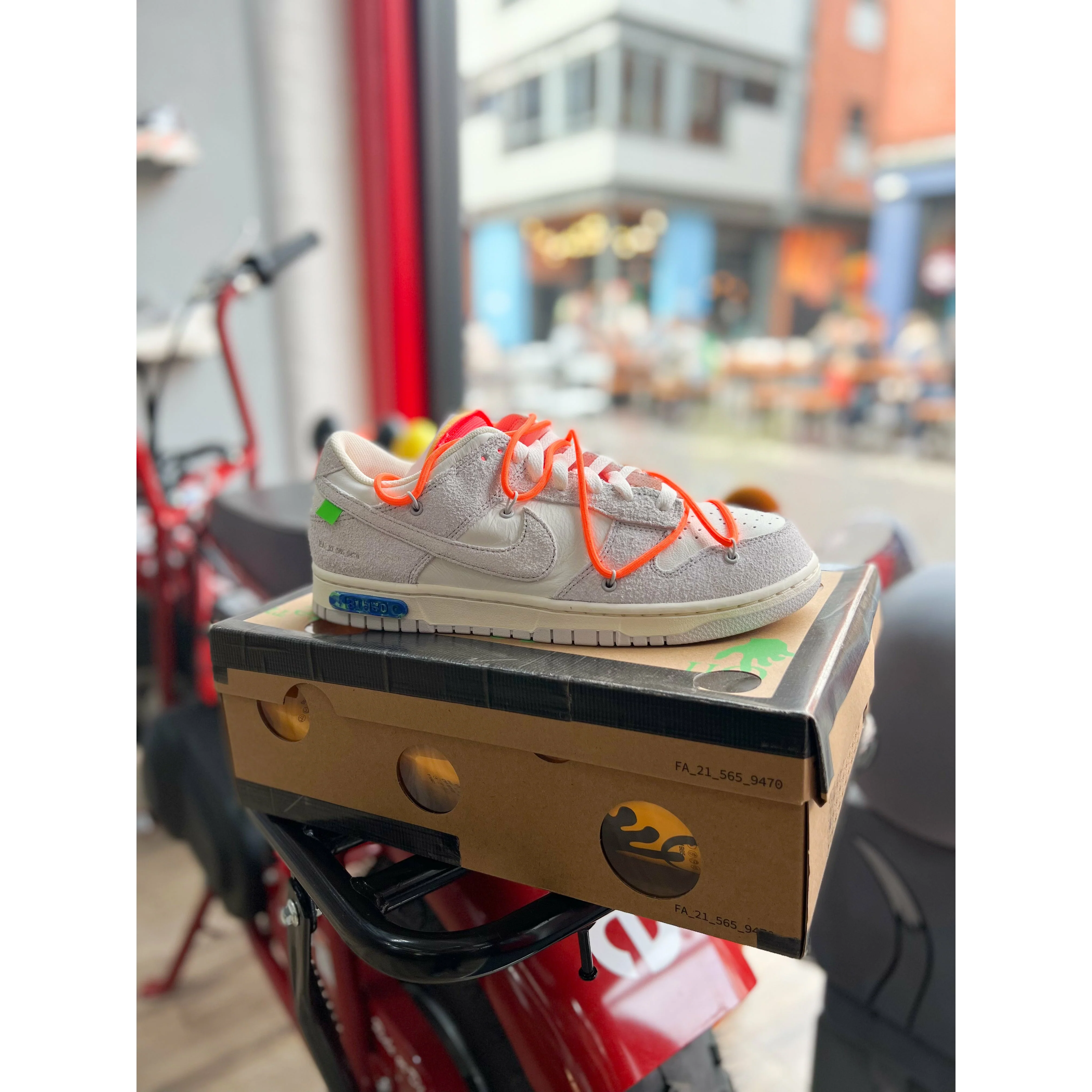 Nike Dunk Low Off-White Lot 31 - Image 5