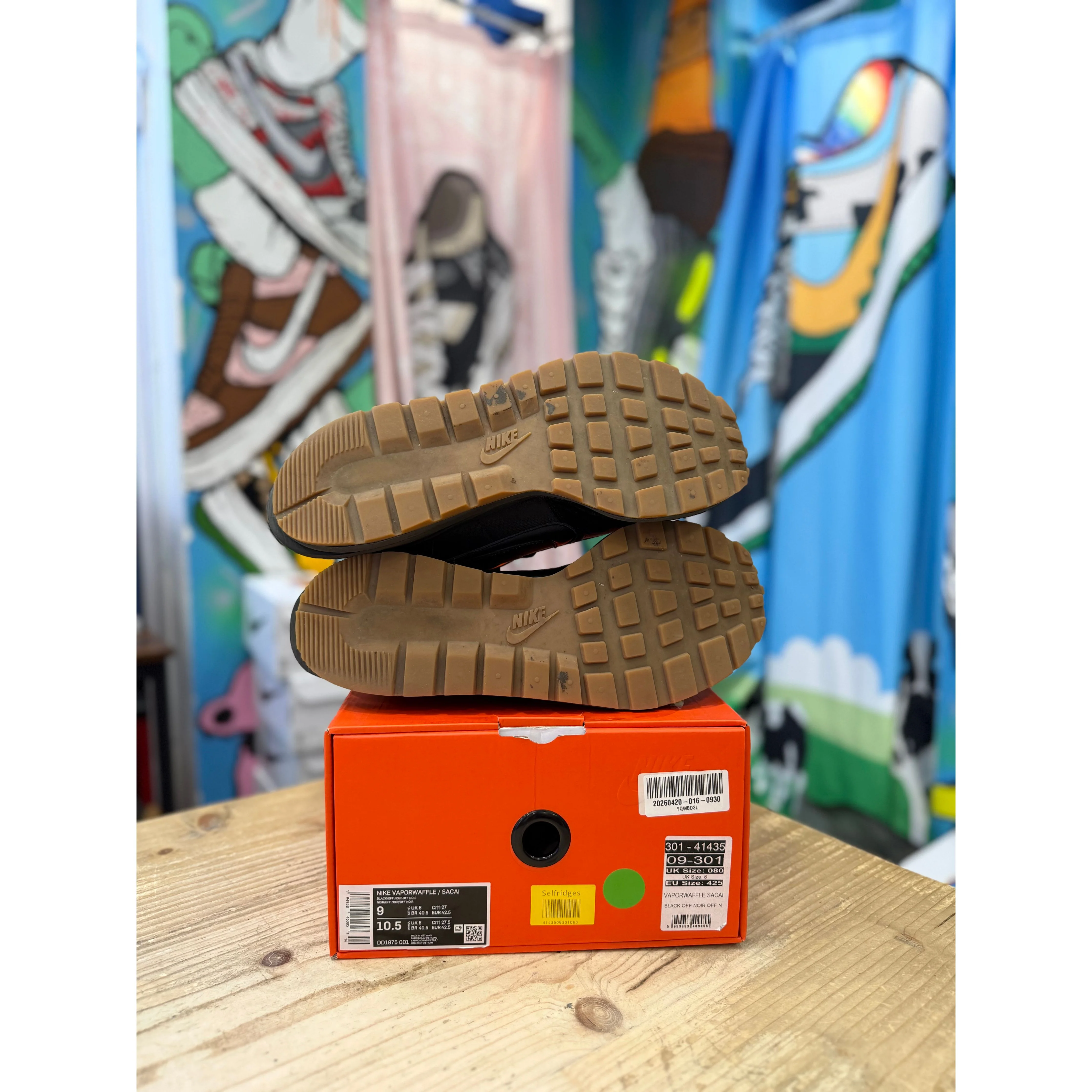 Nike Sacai Vapourwaffle Black Gum UK 8 - Image 3