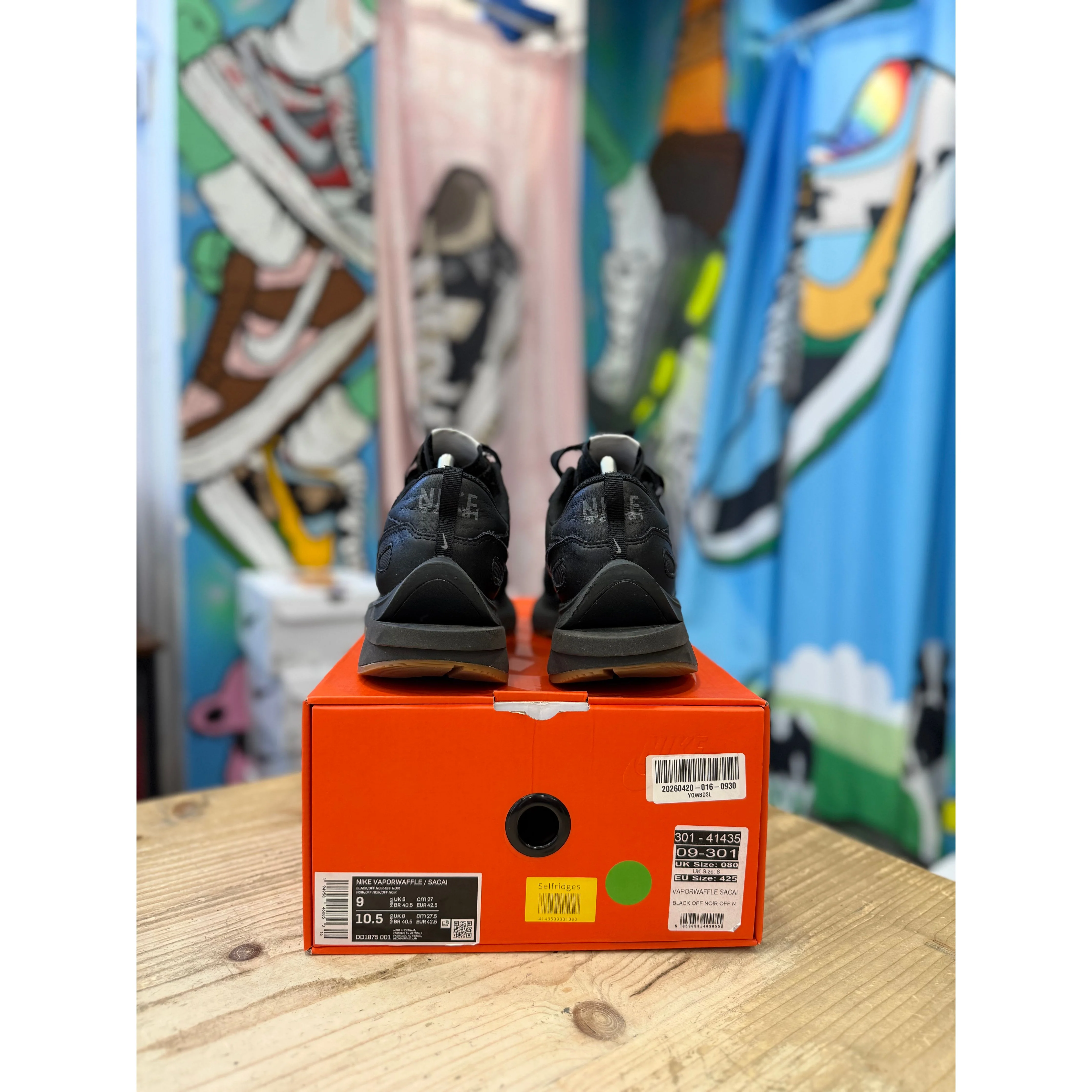 Nike Sacai Vapourwaffle Black Gum UK 8 - Image 4