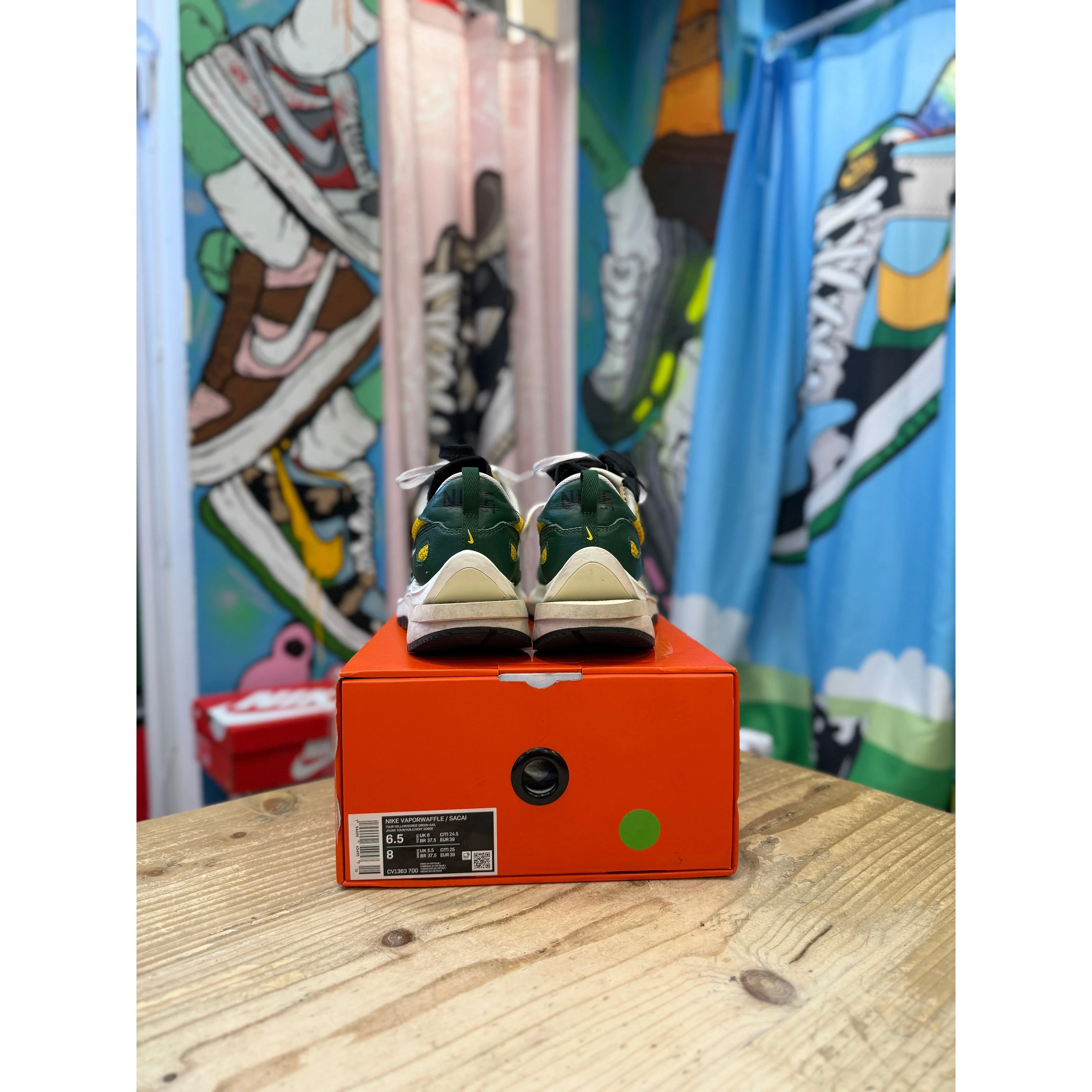Nike Sacai Vapourwaffle Tour Yellow UK6 - Image 4