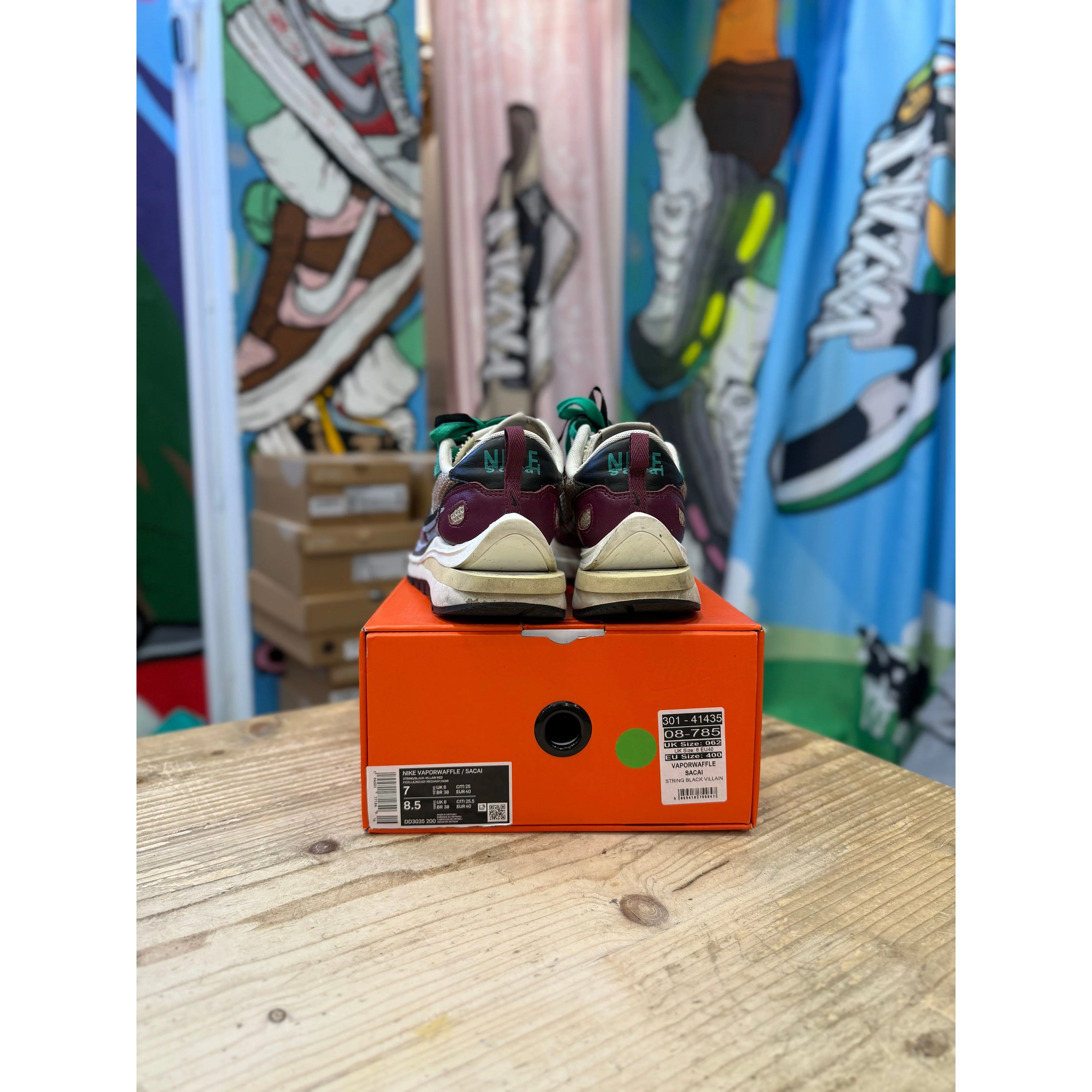 Nike Sacai Vapourwaffle Villain Red UK 6 - Image 4