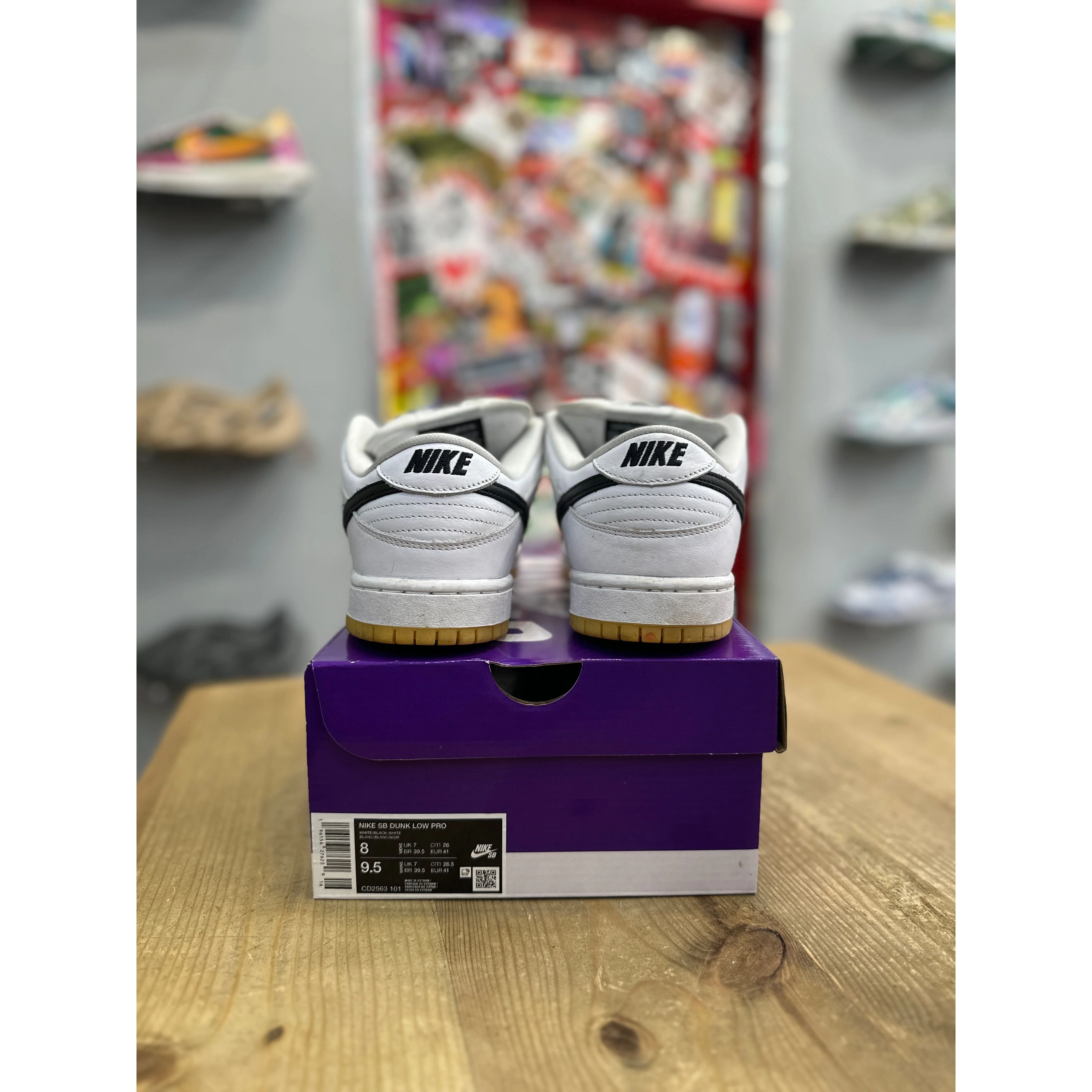 Nike SB Dunk Low Pro White Gum UK 7 - Image 3