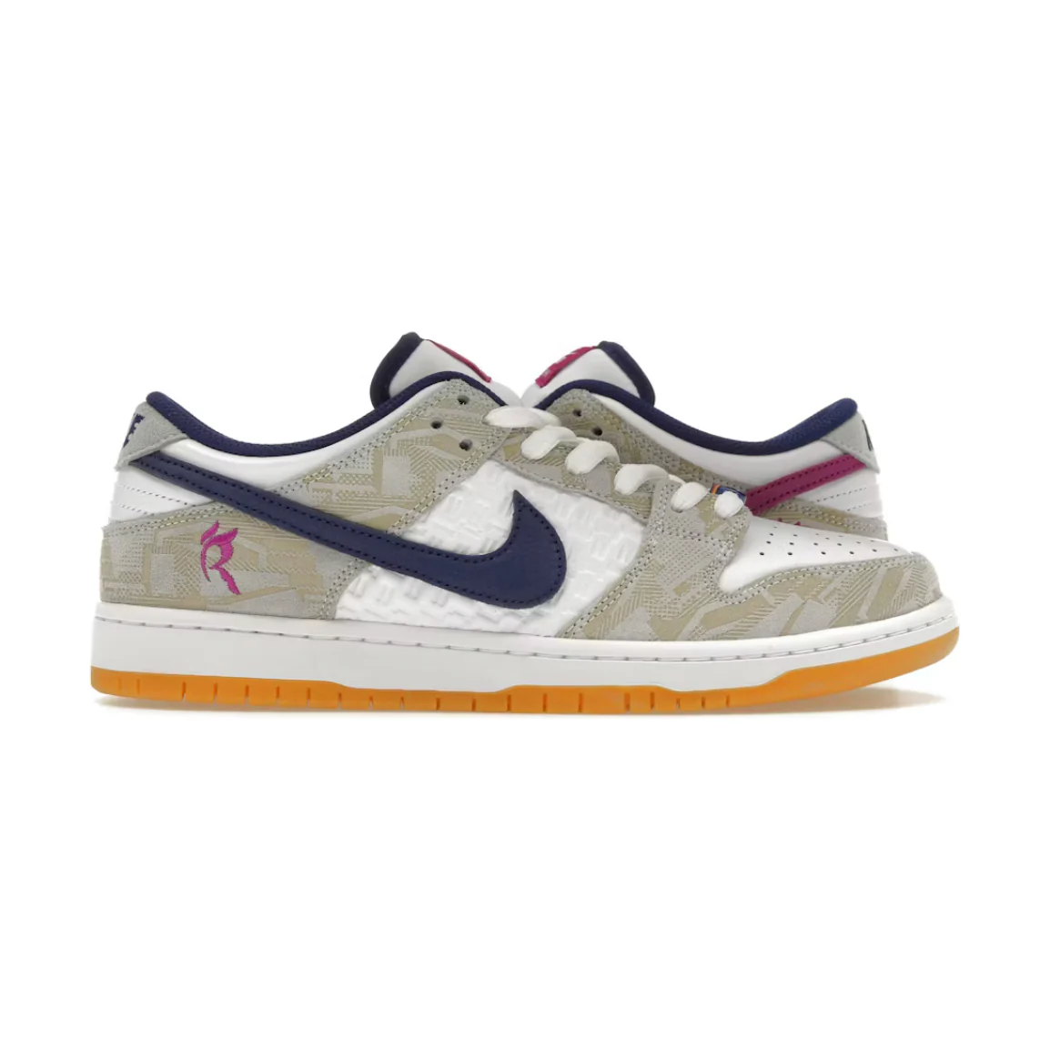 Nike SB Dunk Low Rayssa Leal - Image 2