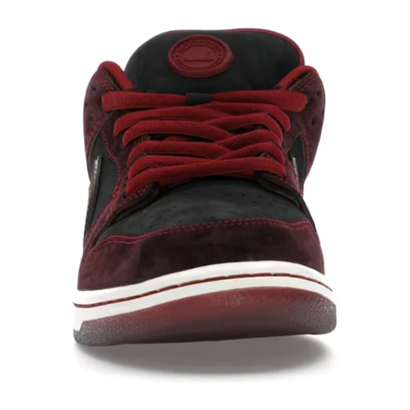 Nike SB Dunk Low Riot Skateshop - Image 2