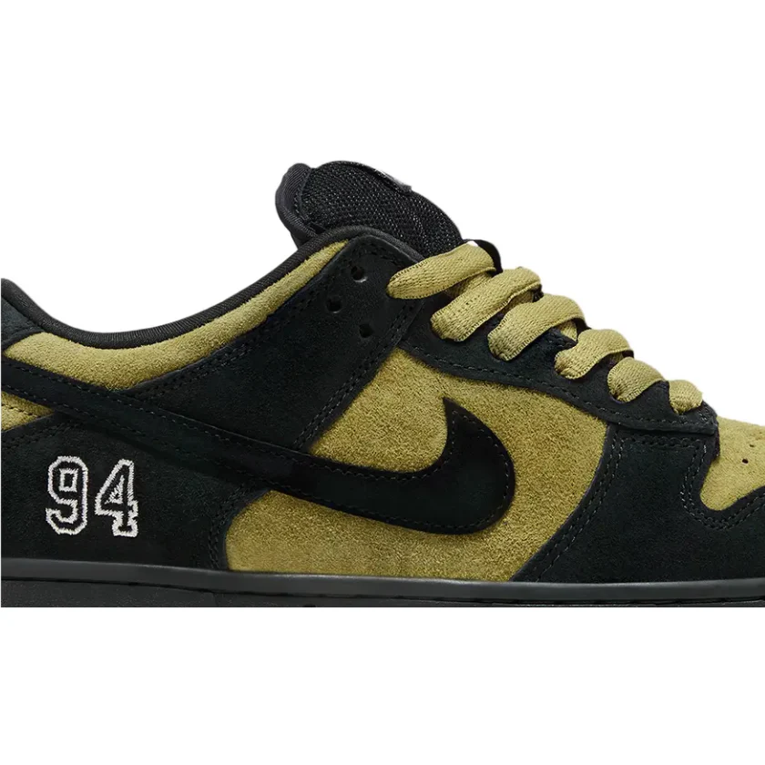 Nike SB Dunk Low Supreme 94 Camper Green - Image 2