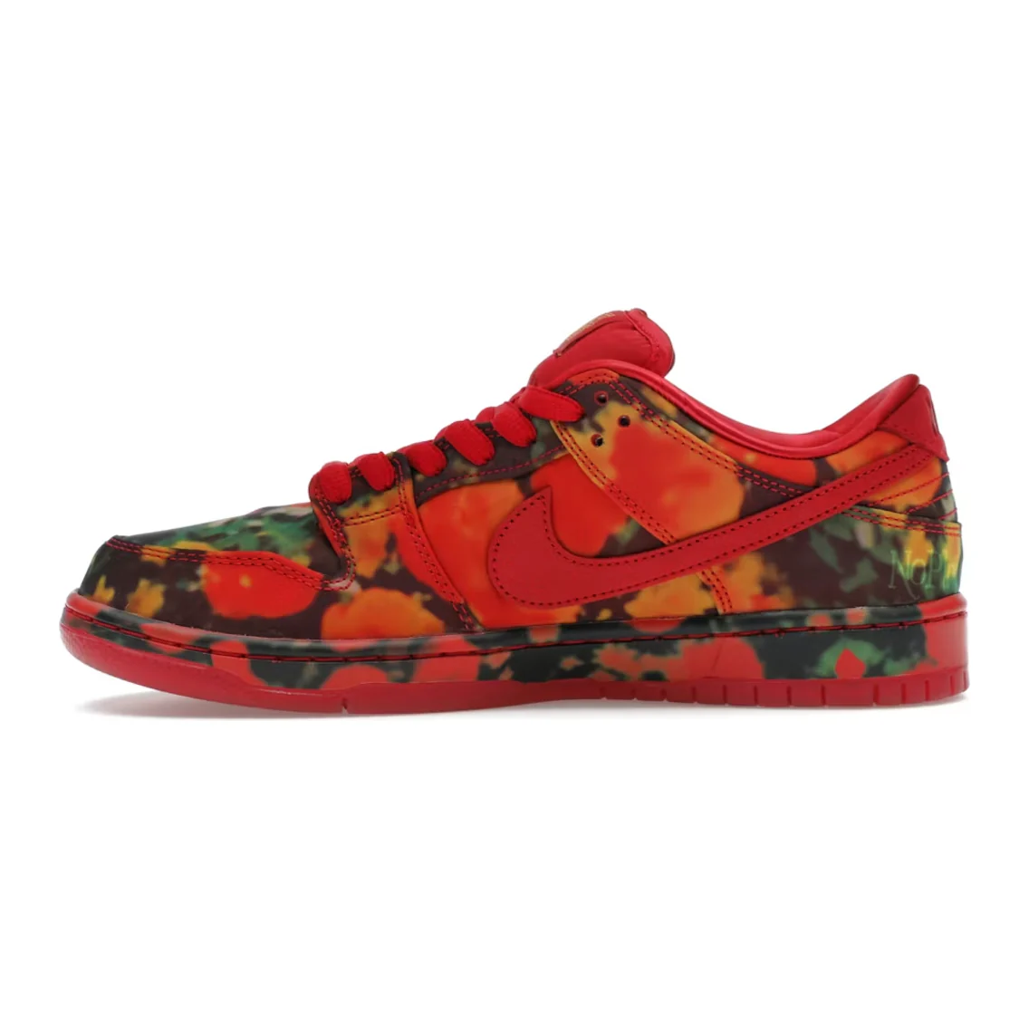 Nike SB Dunk Low The Wizard of Oz Poppy Field - Image 4