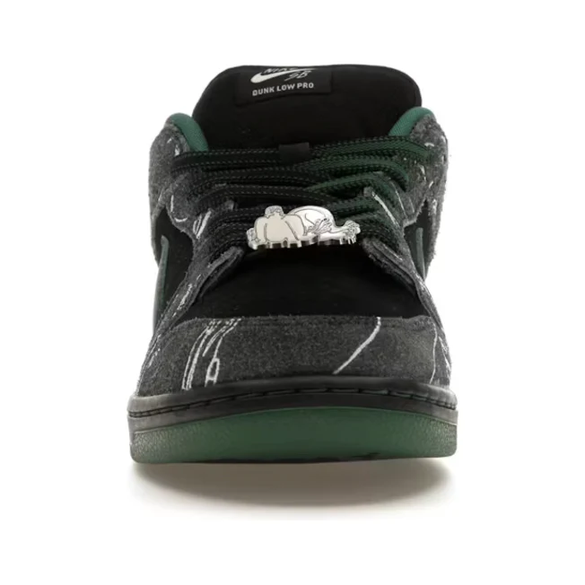 Nike SB Dunk Low There Skateboards - Image 2