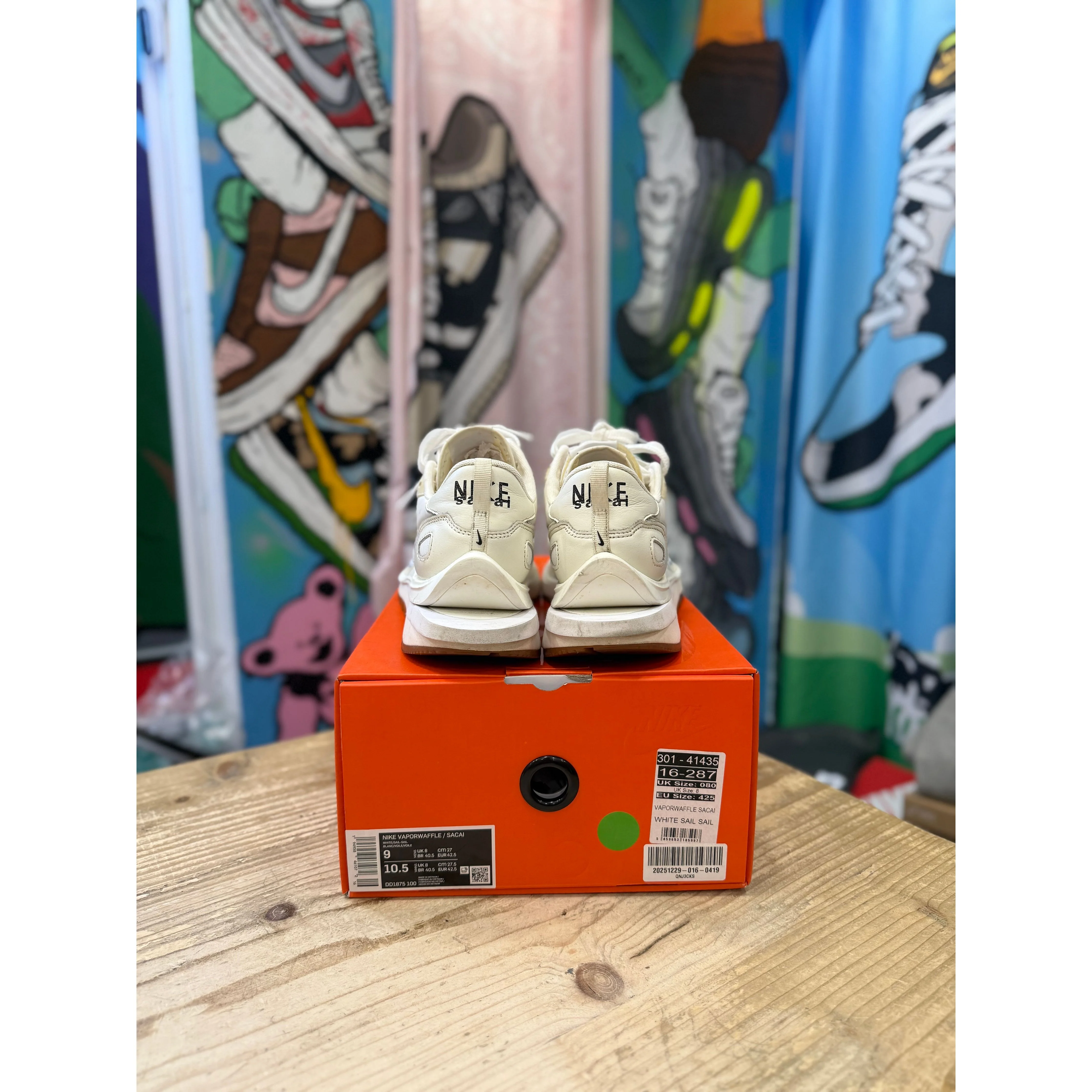 Nike x Sacai Vapourwaffle Sail UK8 - Image 4