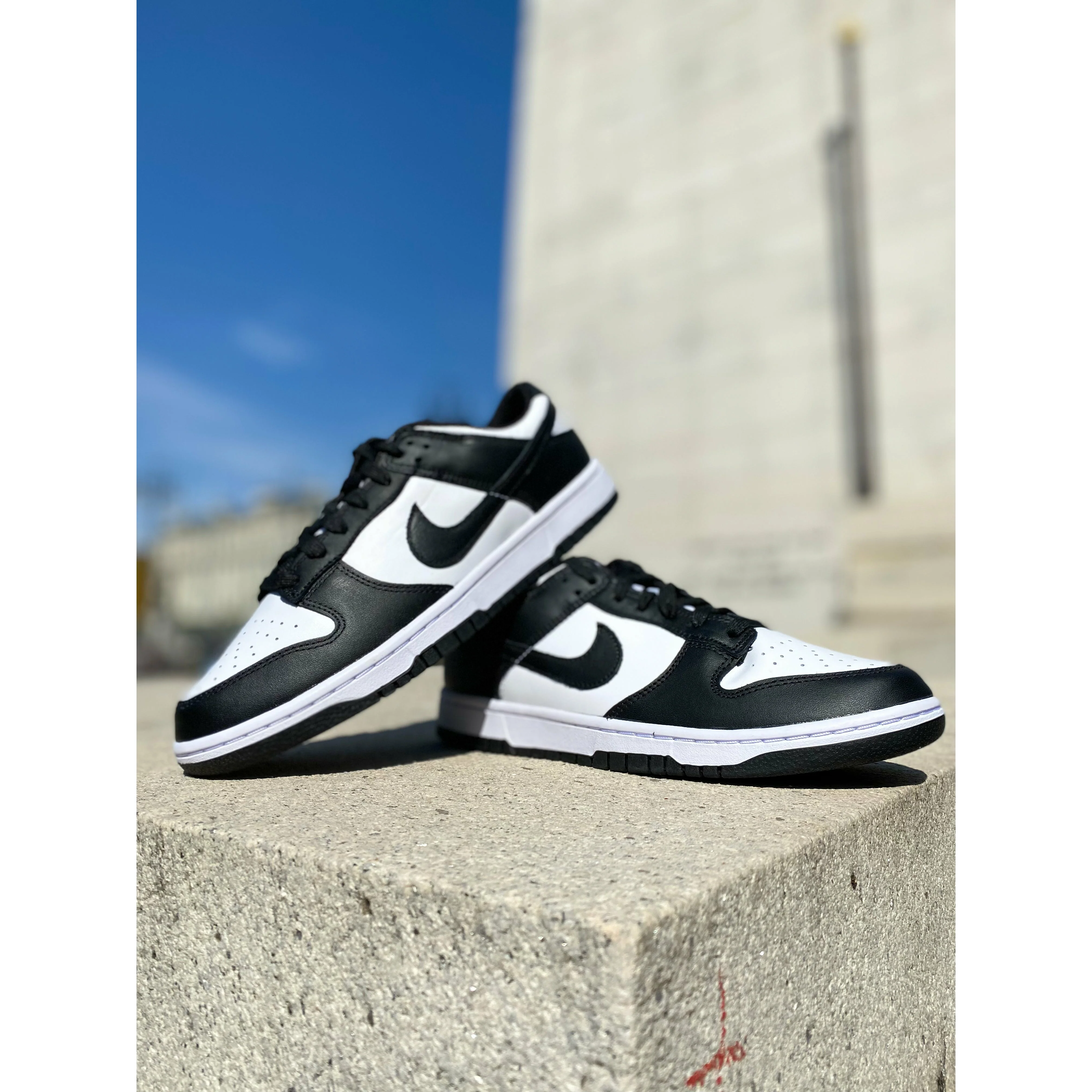 Nike Dunk Low Retro White Black - Image 4