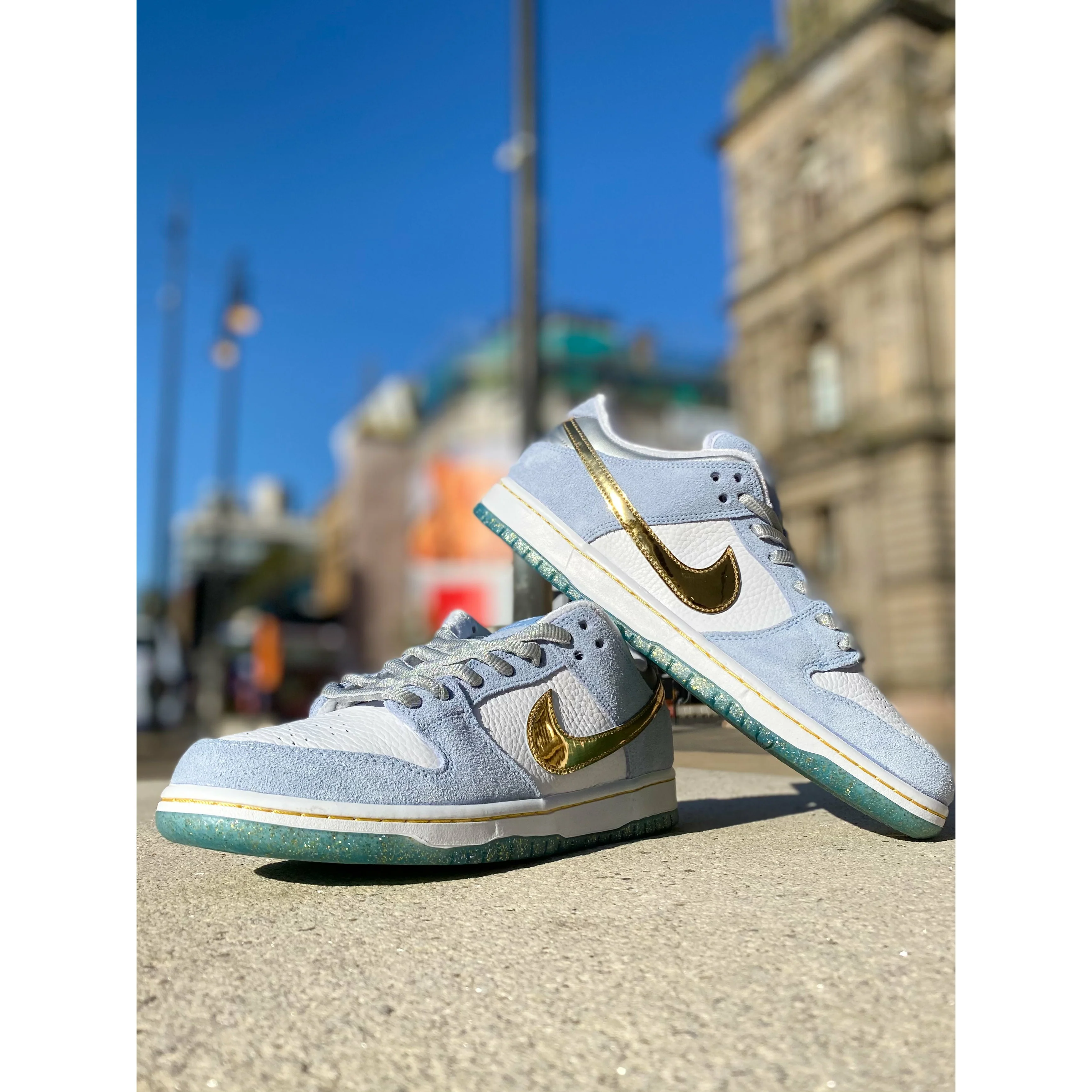Nike SB Dunk Low Sean Cliver - Image 5