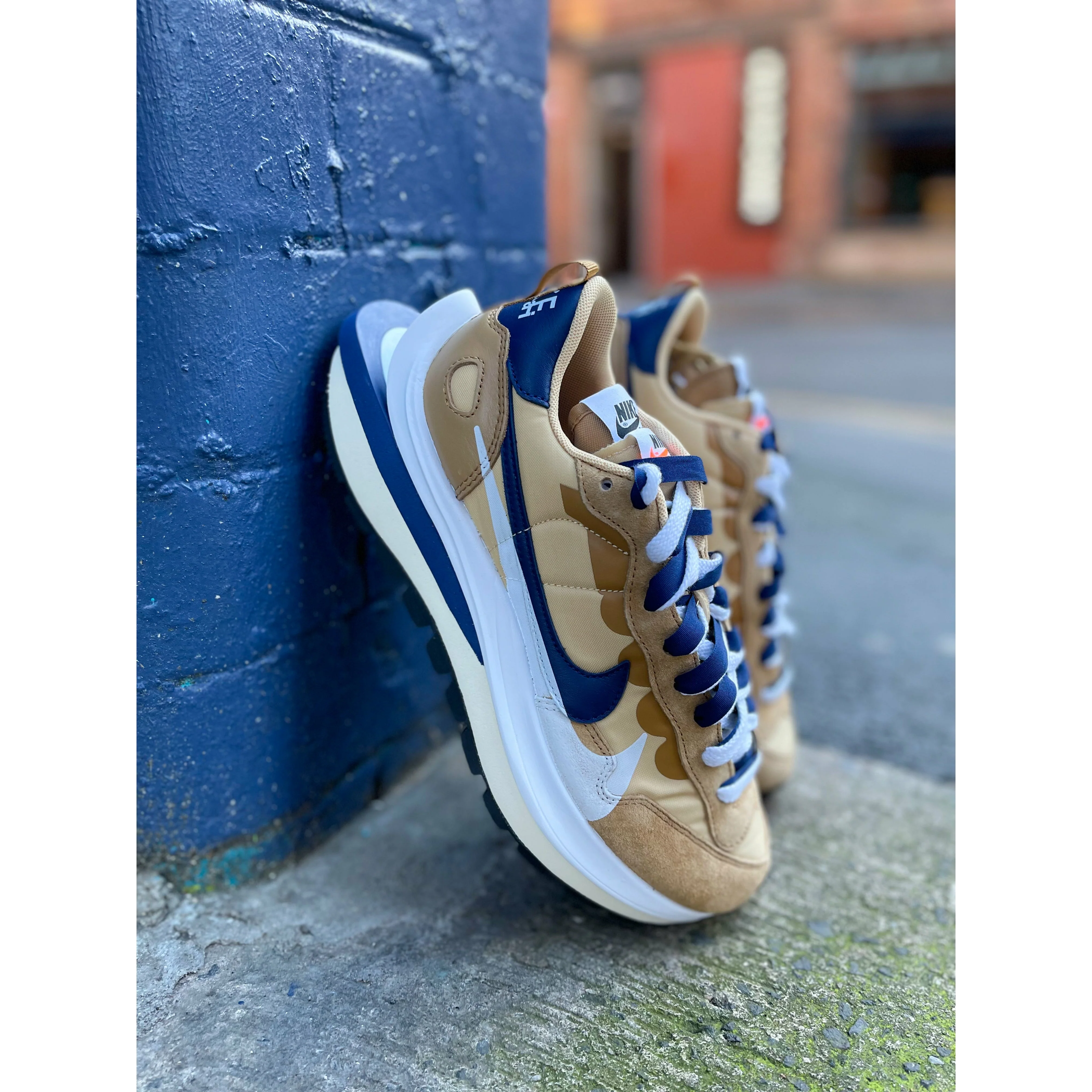 Nike Vaporwaffle sacai Sesame Blue Void - Image 5