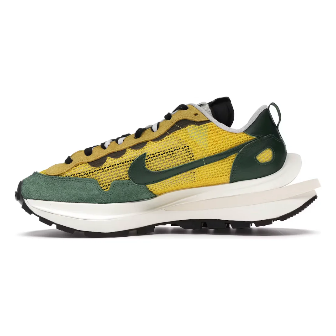Nike Vaporwaffle sacai Tour Yellow Stadium Green - Image 2