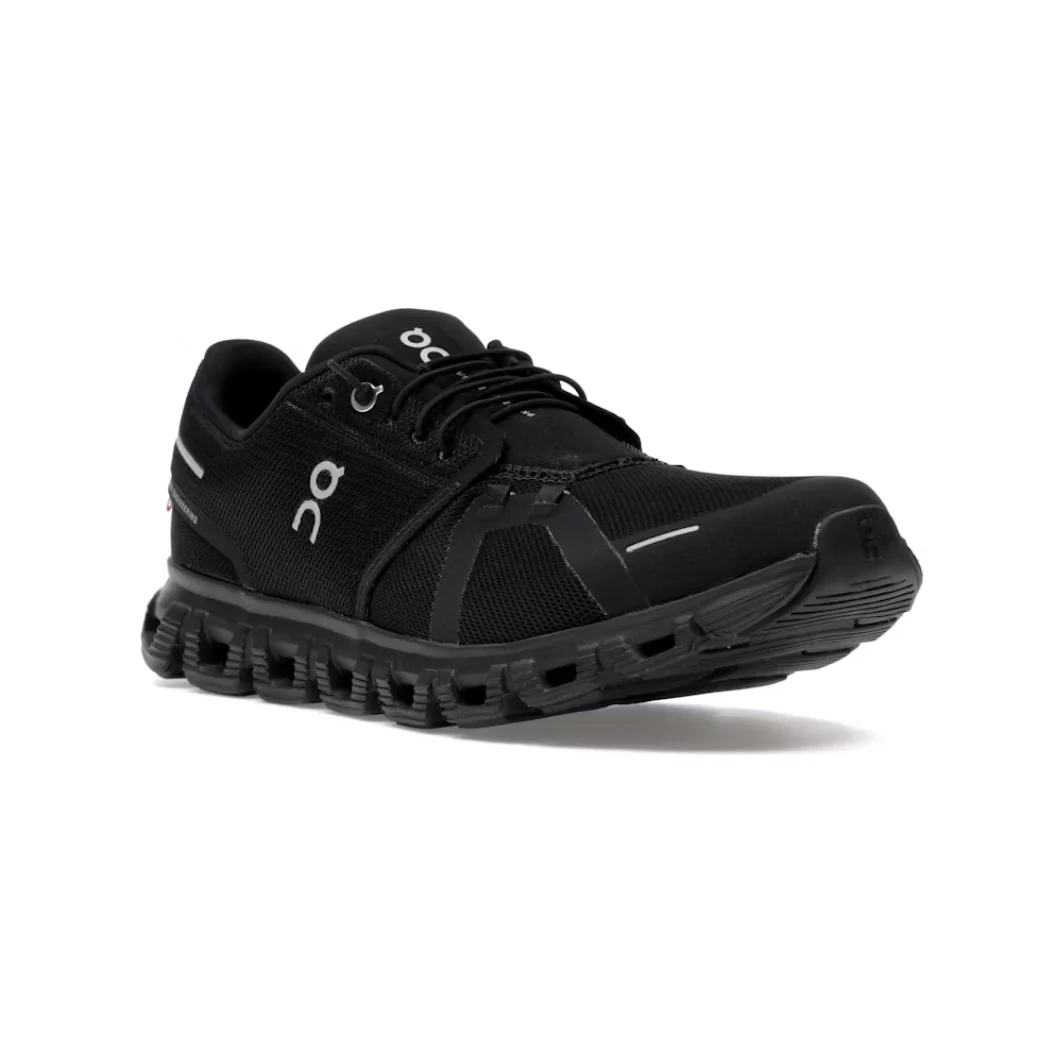 On Running Cloud 6 All Black - Image 4