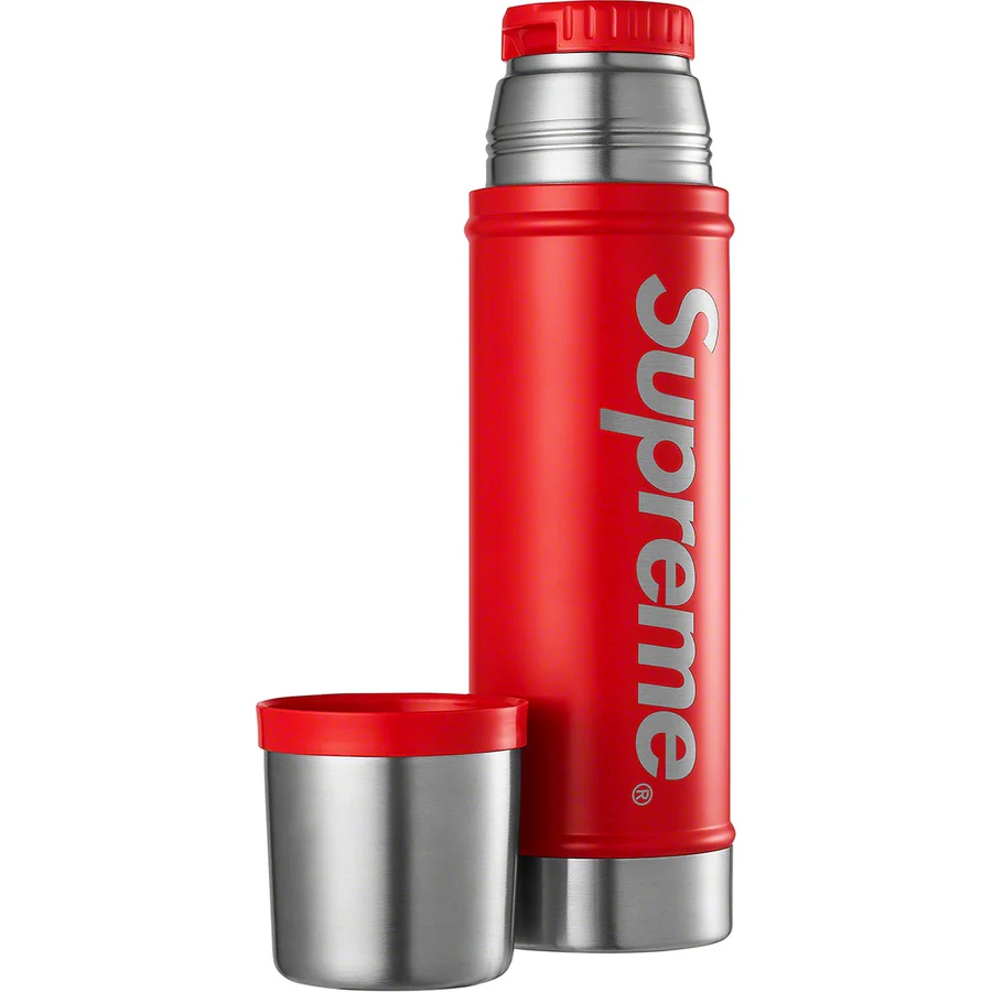 Supreme Stanley 20 oz Vacumm Insulated Bottle Red - Image 2