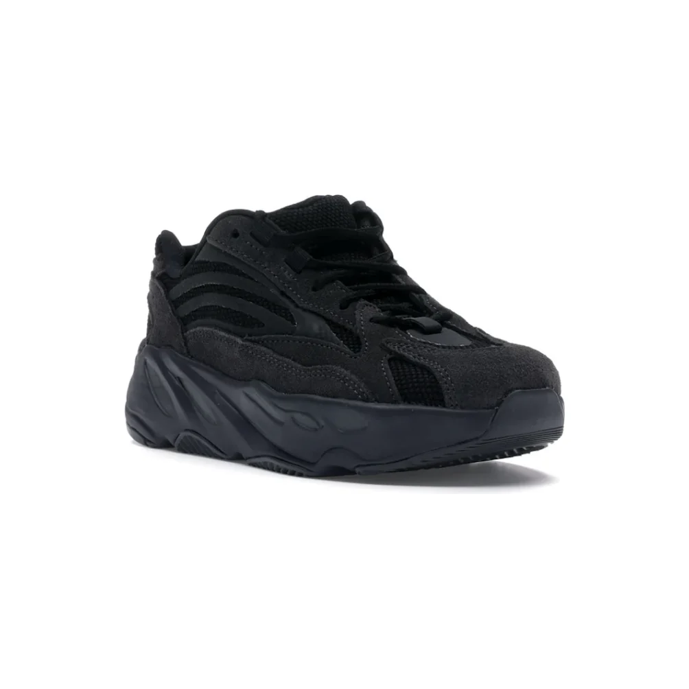 Yeezy Boost 700 V2 Vanta (Kids) - Image 3