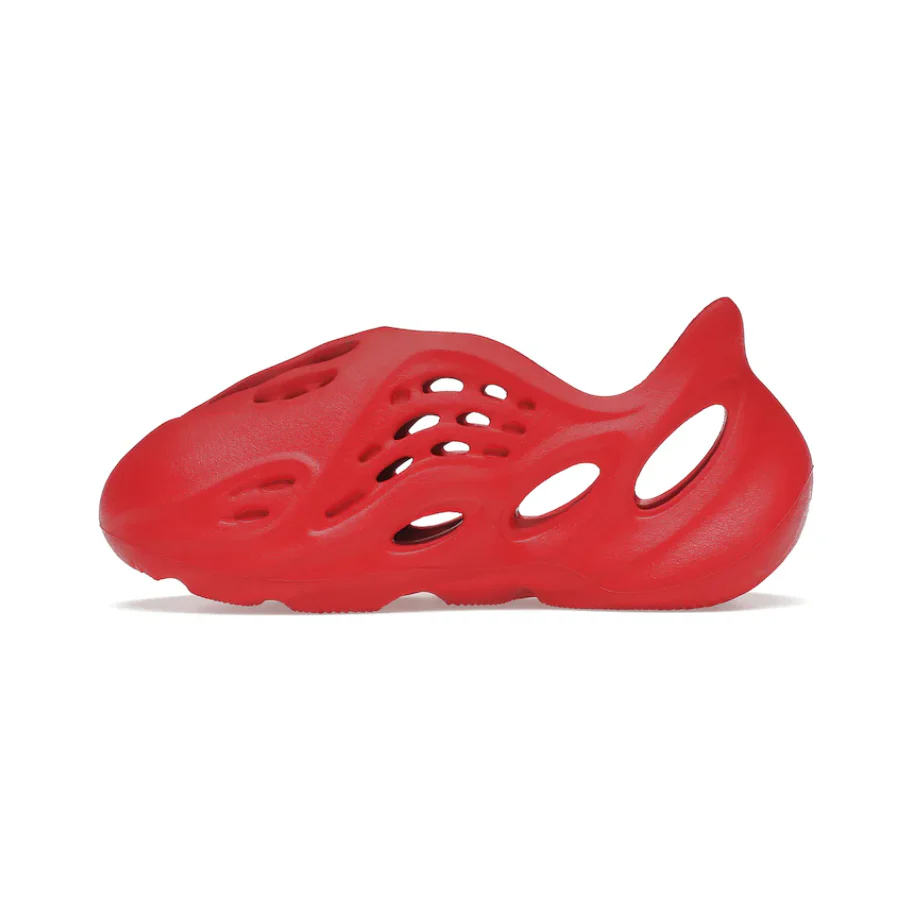 Yeezy Foam RNNR Vermillion (Kids) - Image 2
