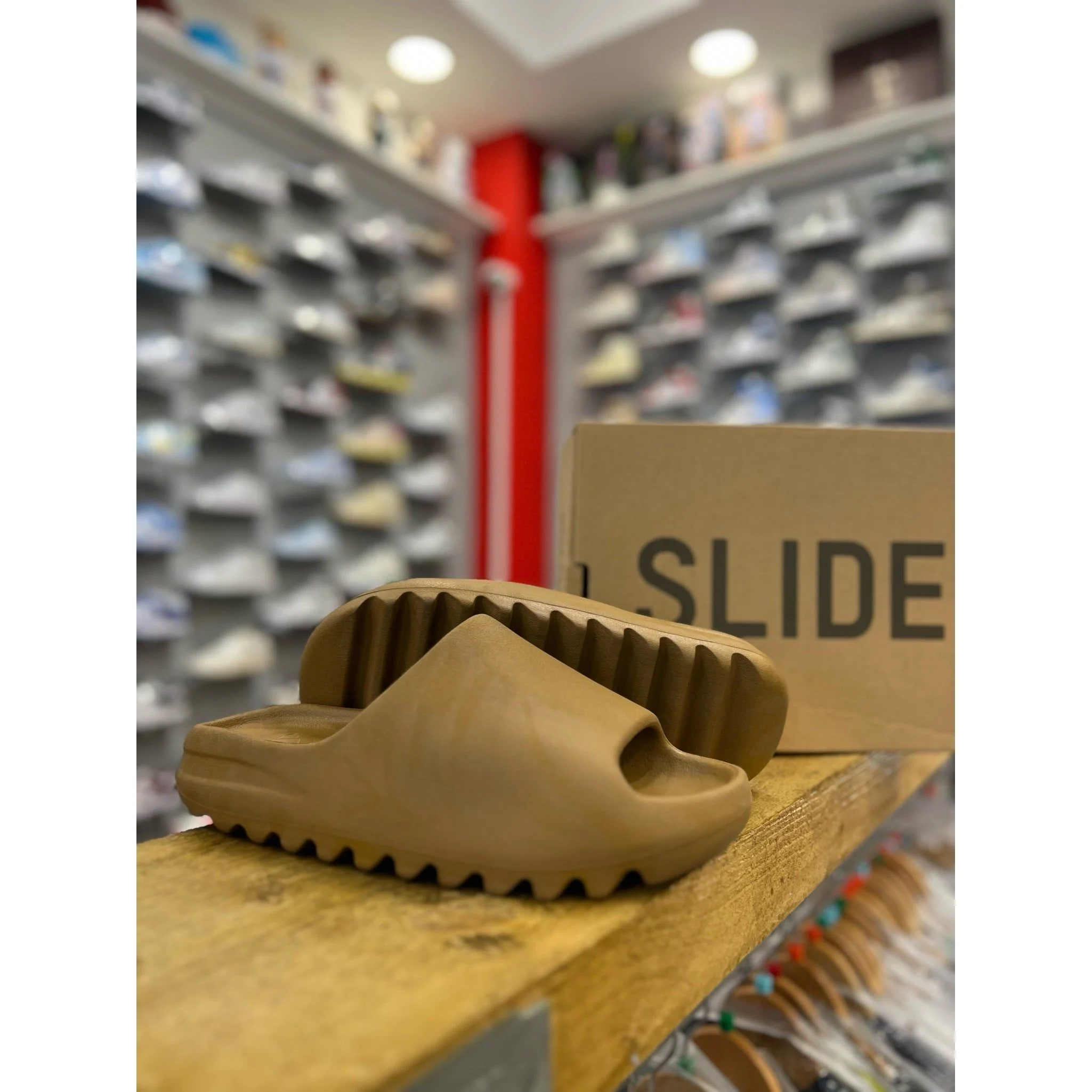 Yeezy Slide Core - Image 5
